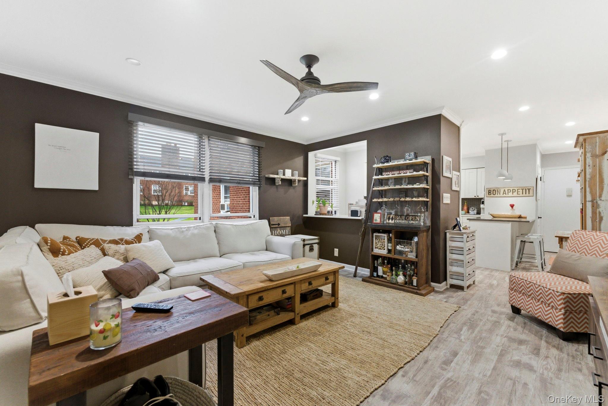 #11 photo, 2 Bryant Crescent, White Plains , NY 10605