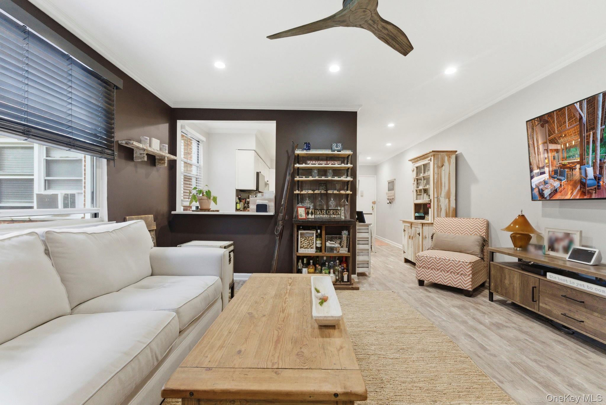 #14 photo, 2 Bryant Crescent, White Plains , NY 10605