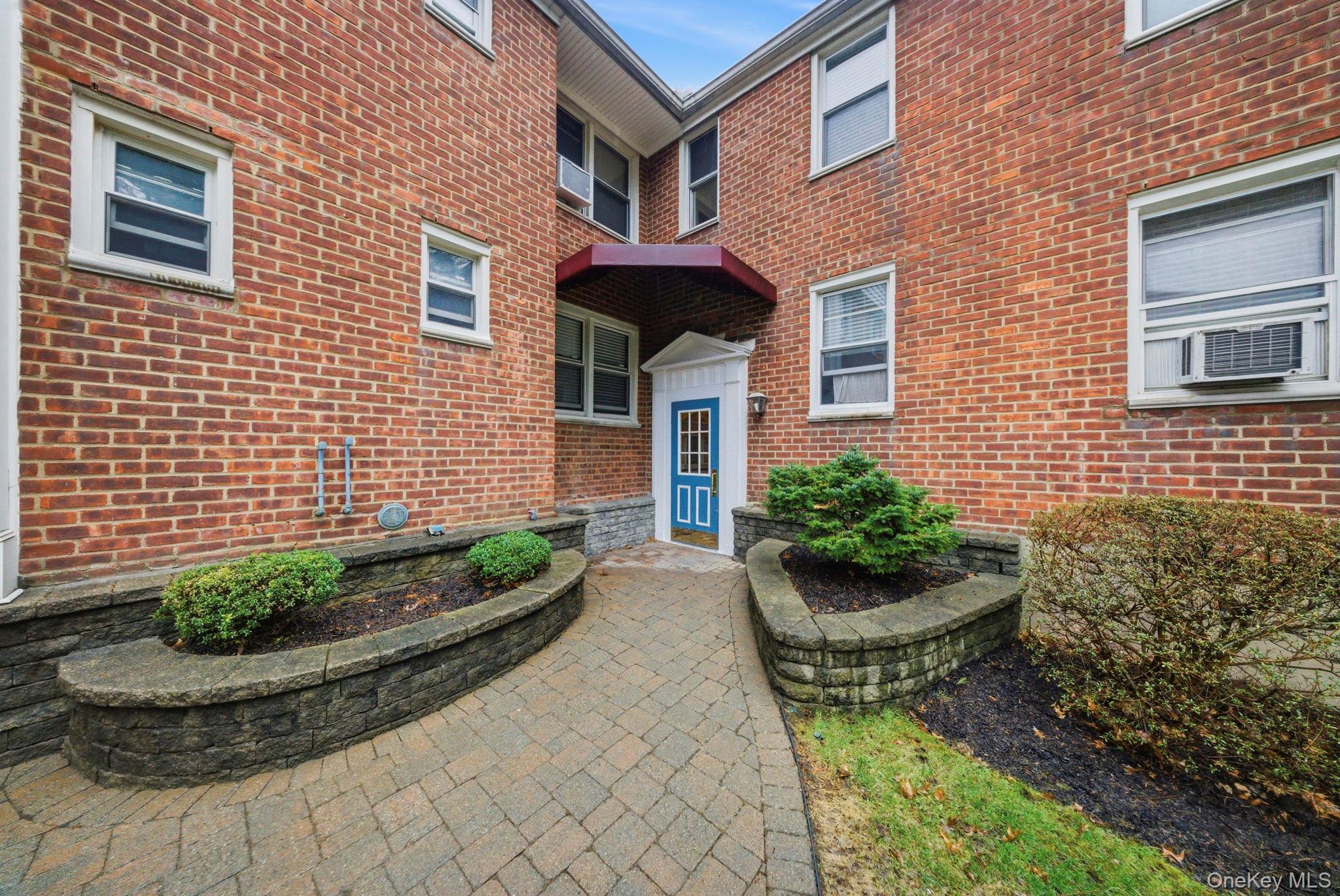 #2 photo, 2 Bryant Crescent, White Plains , NY 10605