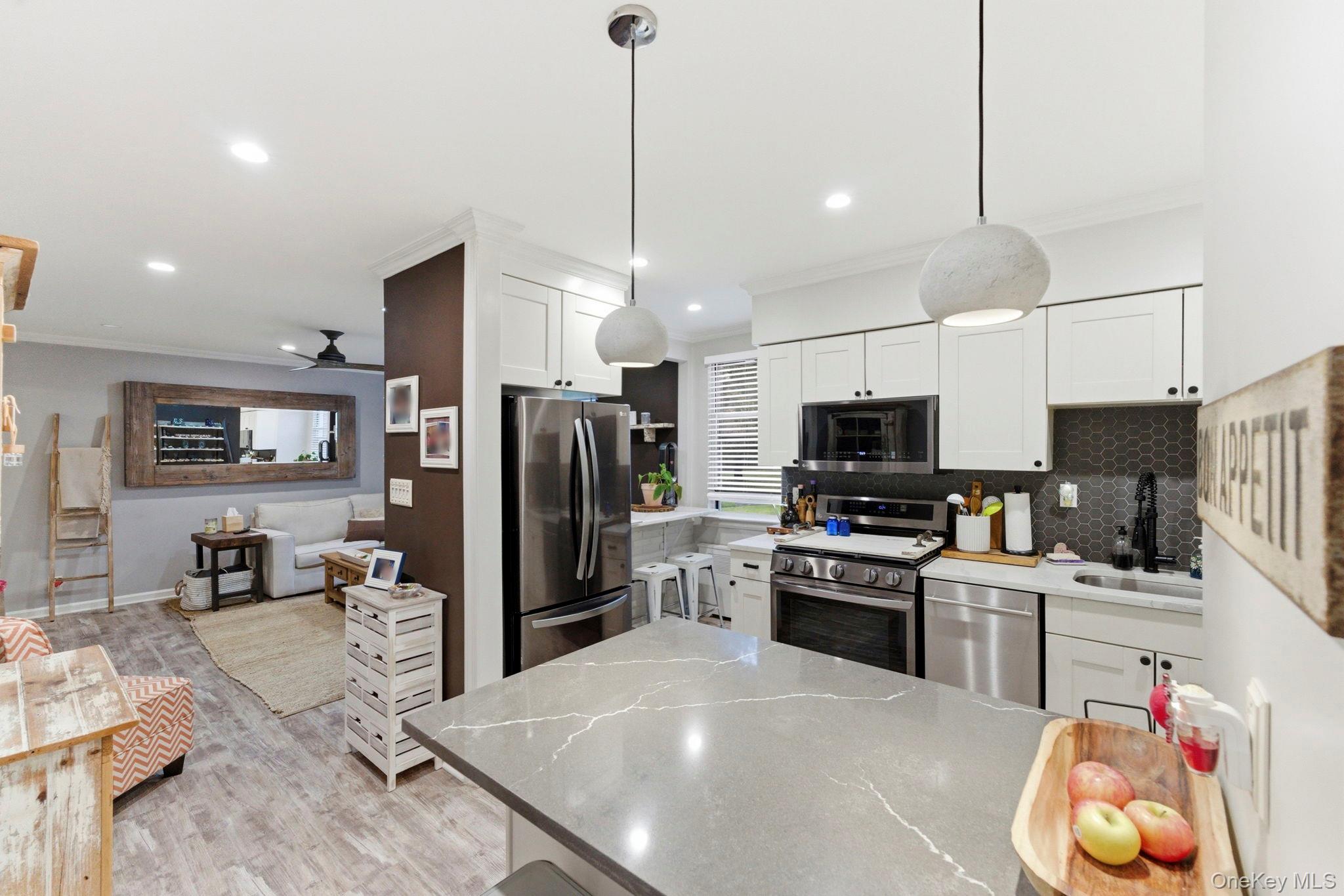 #9 photo, 2 Bryant Crescent, White Plains , NY 10605