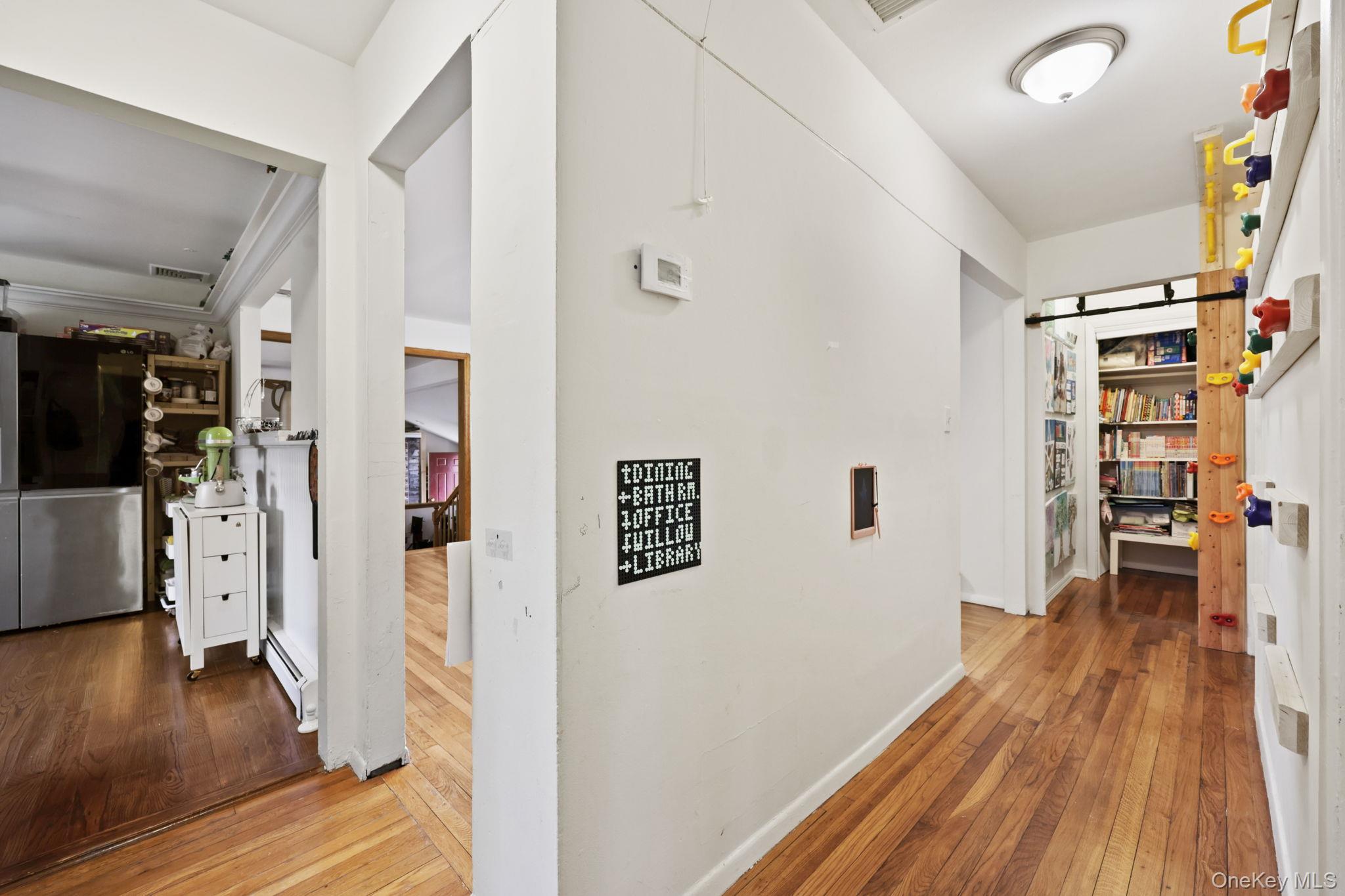 #18 photo, 2881 Meadowcrest Drive, Yorktown Heights , NY 10598