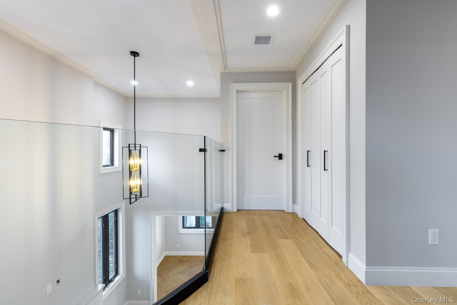 #12 photo, 120 Baker Hill Road, Нассау ‖ Great Neck , NY 11023