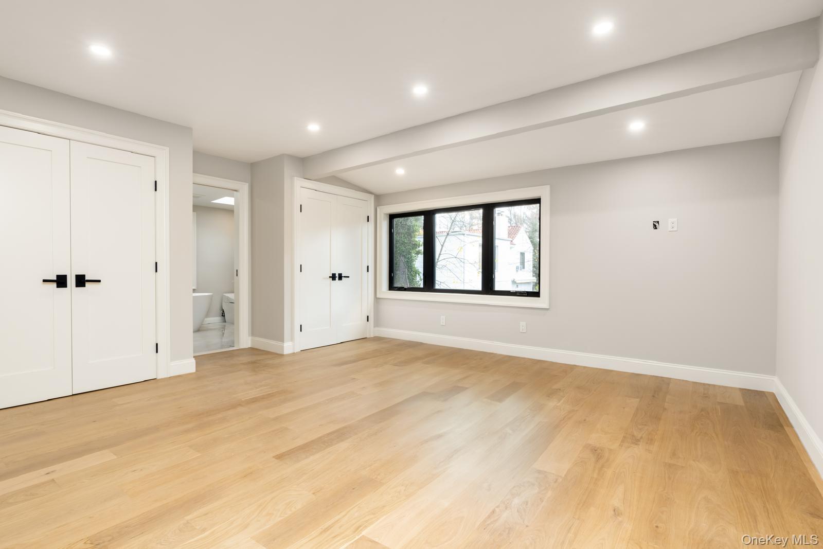 #13 photo, 120 Baker Hill Road, Нассау ‖ Great Neck , NY 11023