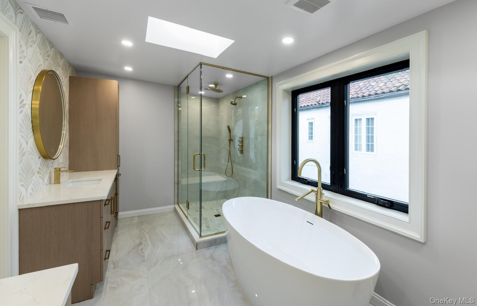 #16 photo, 120 Baker Hill Road, Нассау ‖ Great Neck , NY 11023