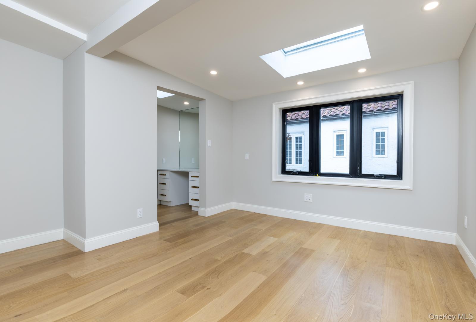 #20 photo, 120 Baker Hill Road, Нассау ‖ Great Neck , NY 11023