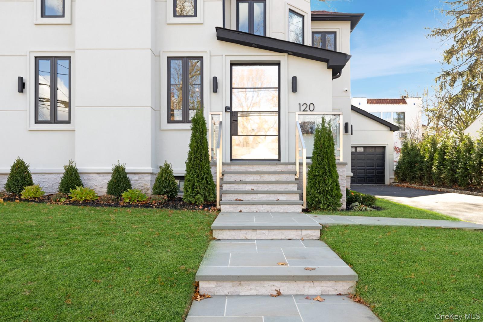 #4 photo, 120 Baker Hill Road, Нассау ‖ Great Neck , NY 11023