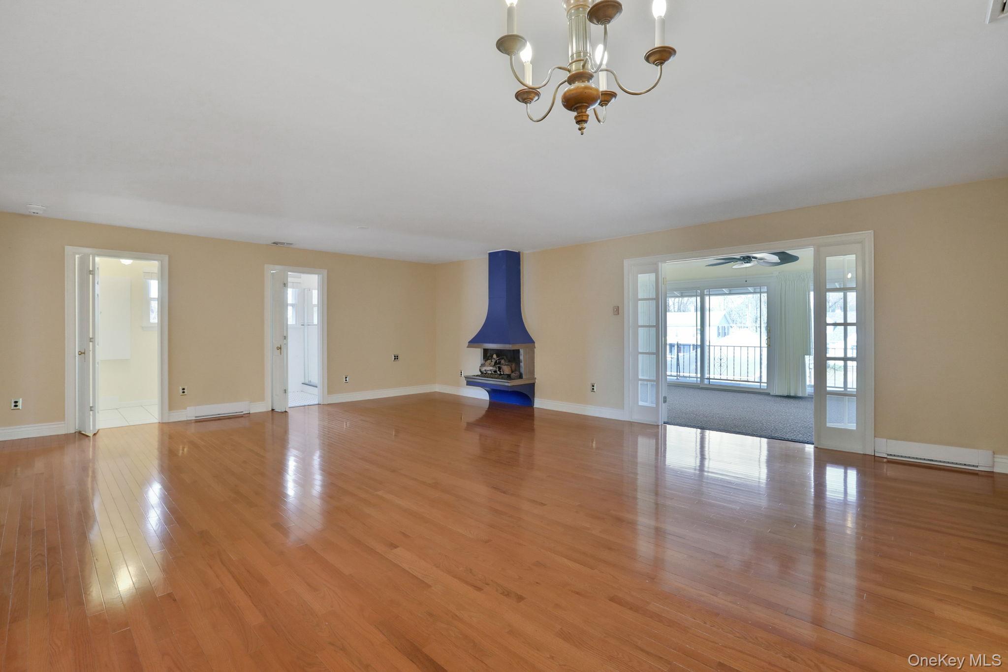 #13 photo, 411 Albany Avenue, Kingston , NY 12401