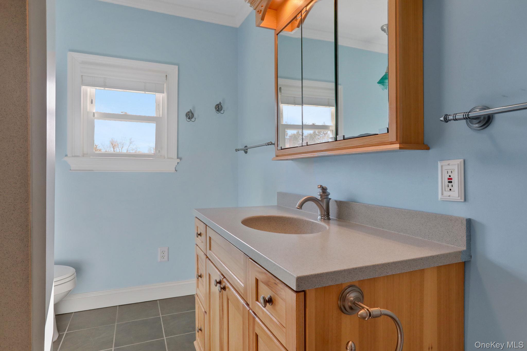 #19 photo, 411 Albany Avenue, Kingston , NY 12401