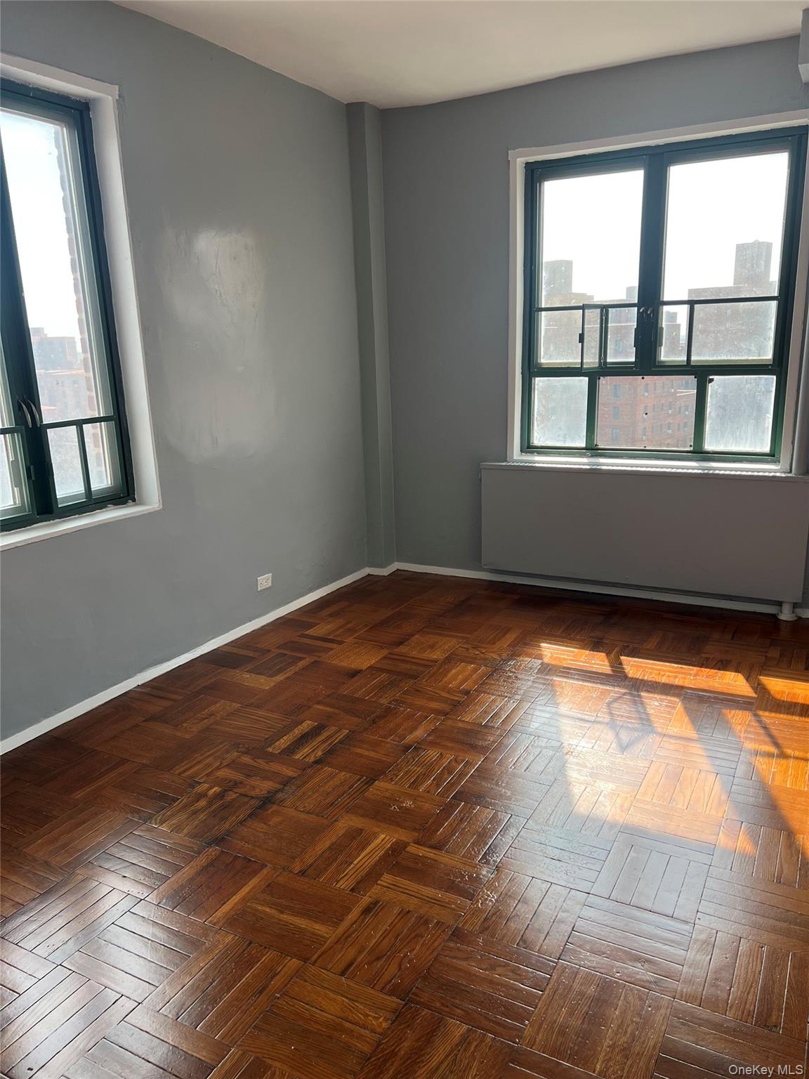 #5 photo, 1604 Metropolitan Avenue, ব্রঙ্কস Bronx , NY 10462