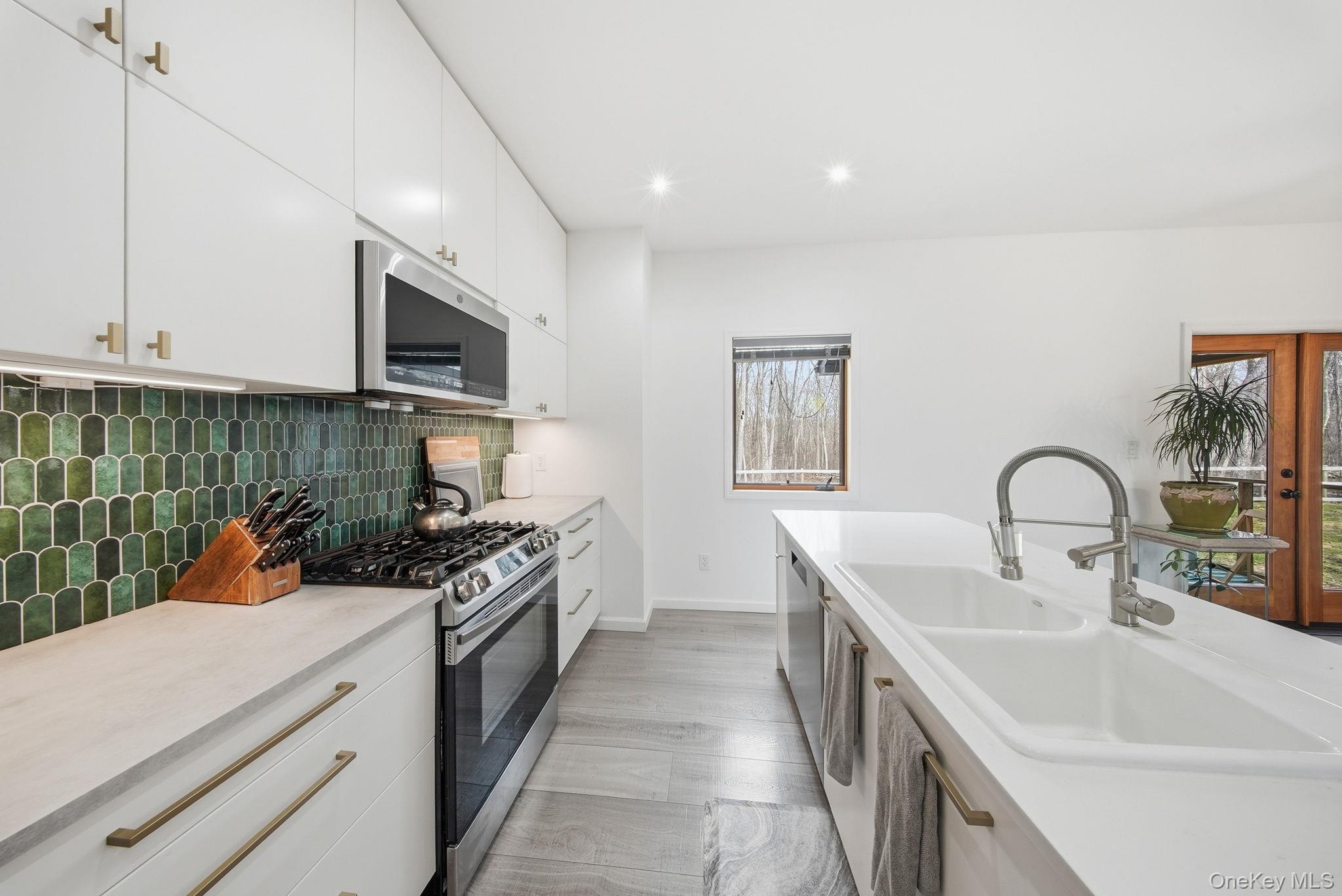 #8 photo, 572 Greenville Turnpike, Middletown , NY 10940