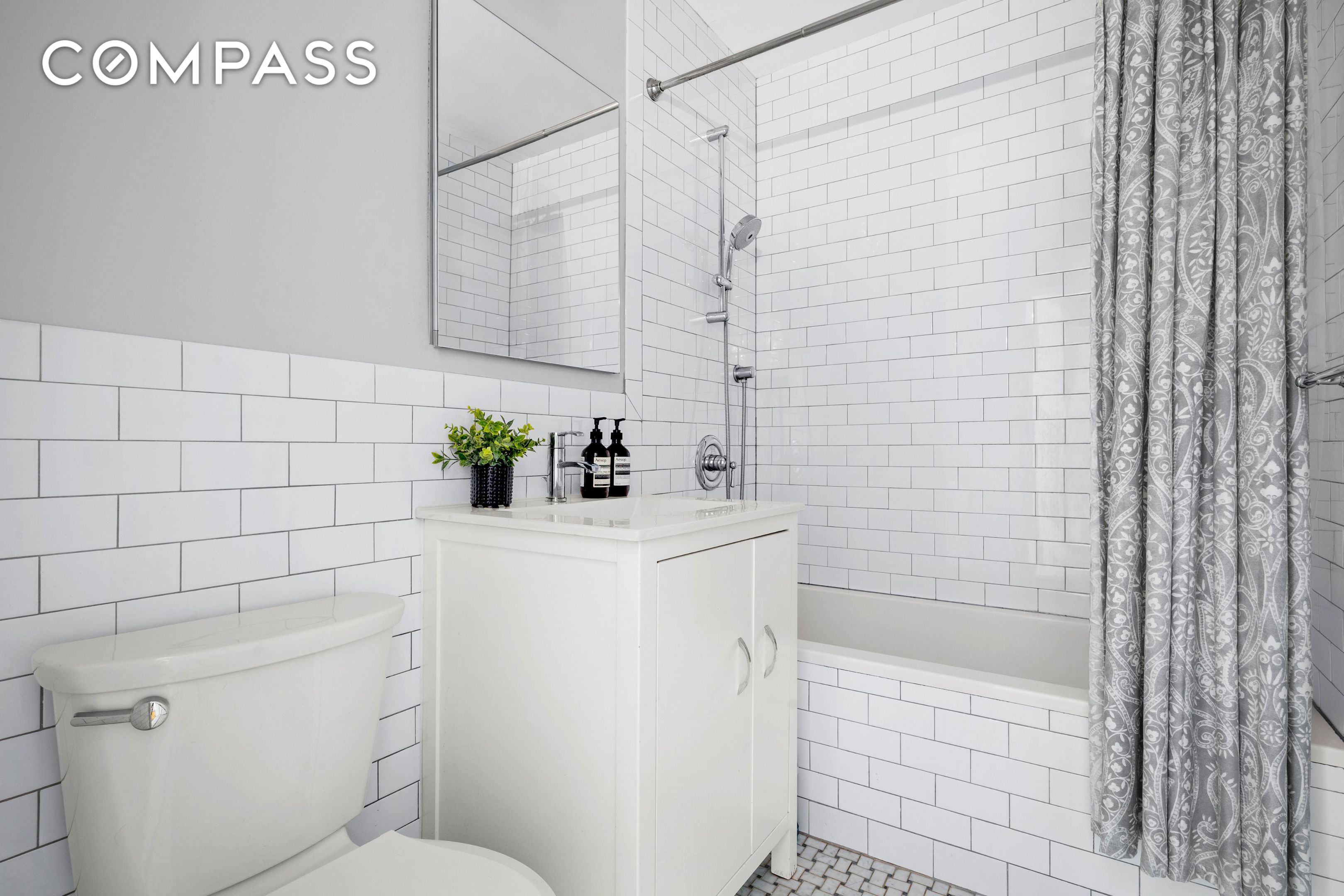 #11 photo, 455 FDR Drive, ম্যানহাটন Lower East Side , NY 10002