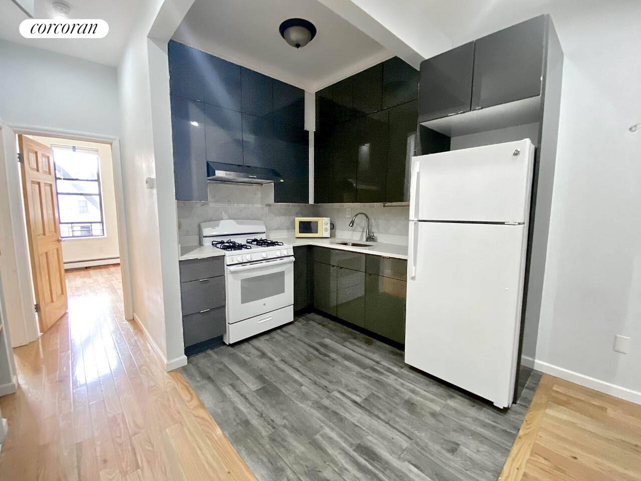 #5 photo, Brooklyn, ব্রুকলিন Sunset Park , NY 11220