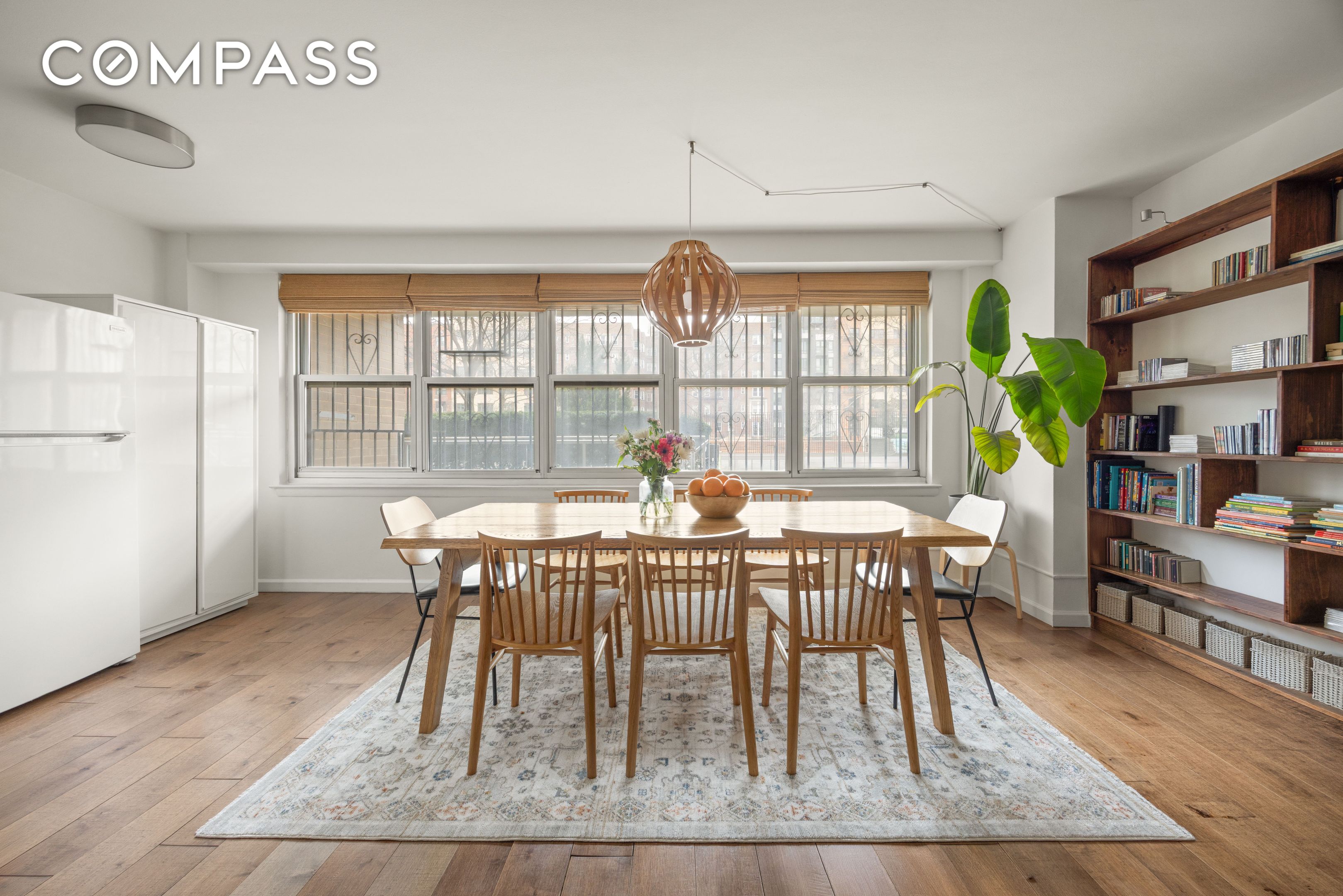 #4 photo, 135 Ocean Parkway, ব্রুকলিন Kensington , NY 11218