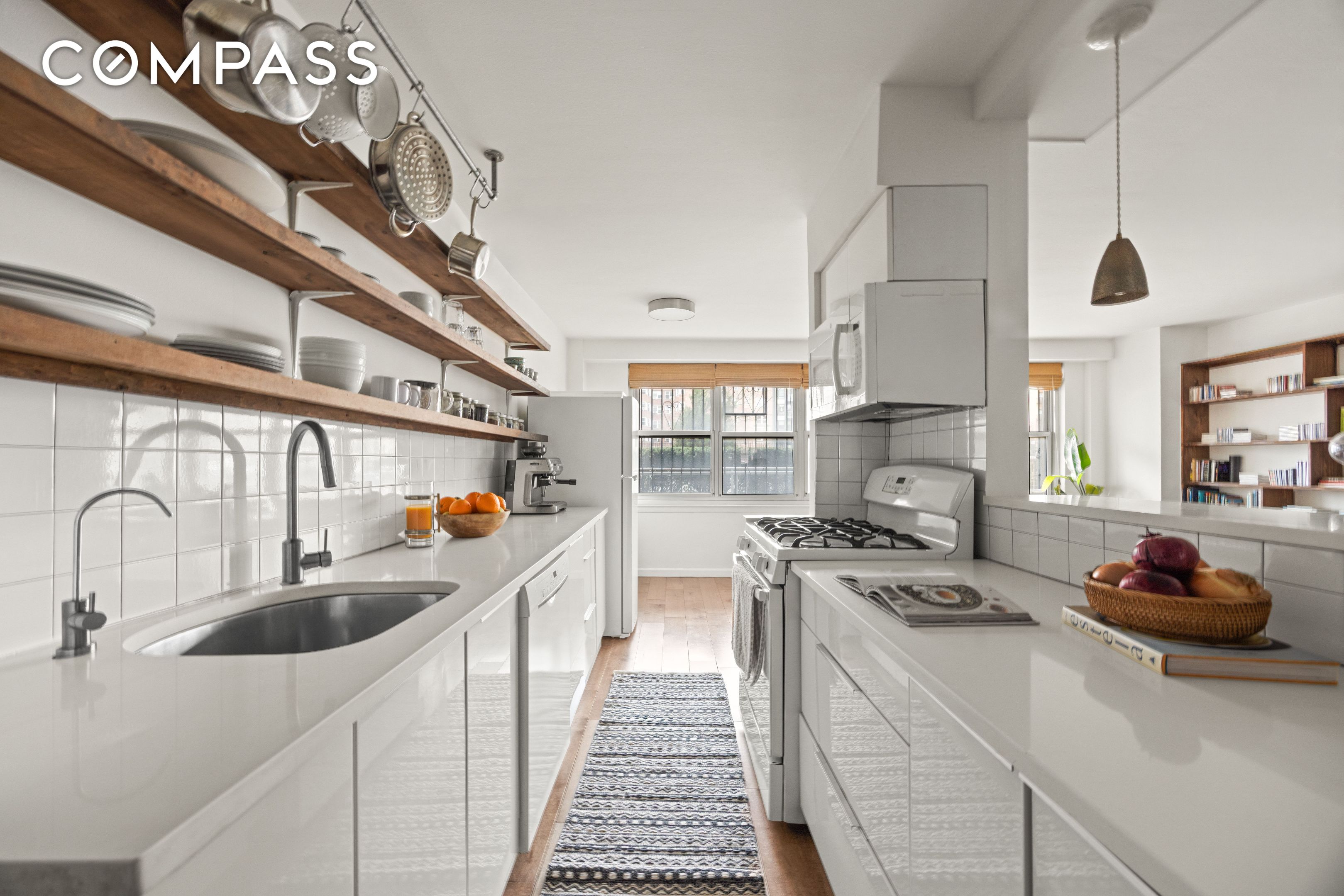 #5 photo, 135 Ocean Parkway, ব্রুকলিন Kensington , NY 11218