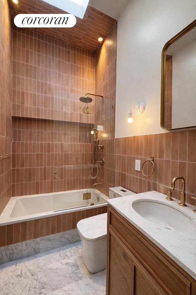 #6 photo, 1355 JEFFERSON Avenue, ব্রুকলিন Bushwick , NY 11221