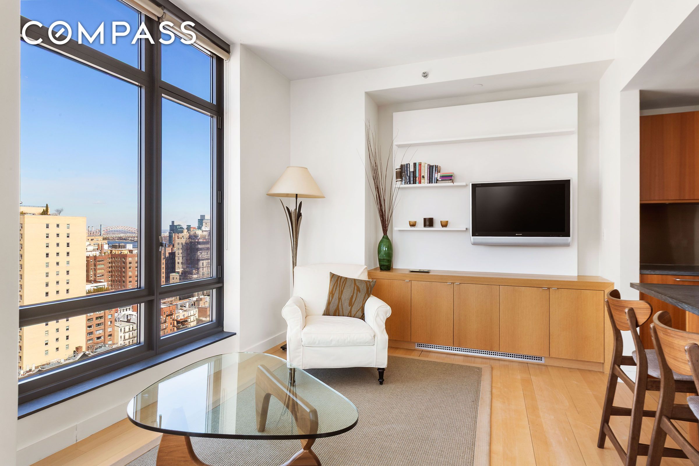 #6 photo, 450 E 83rd Street, Upper East Side , NY 10028