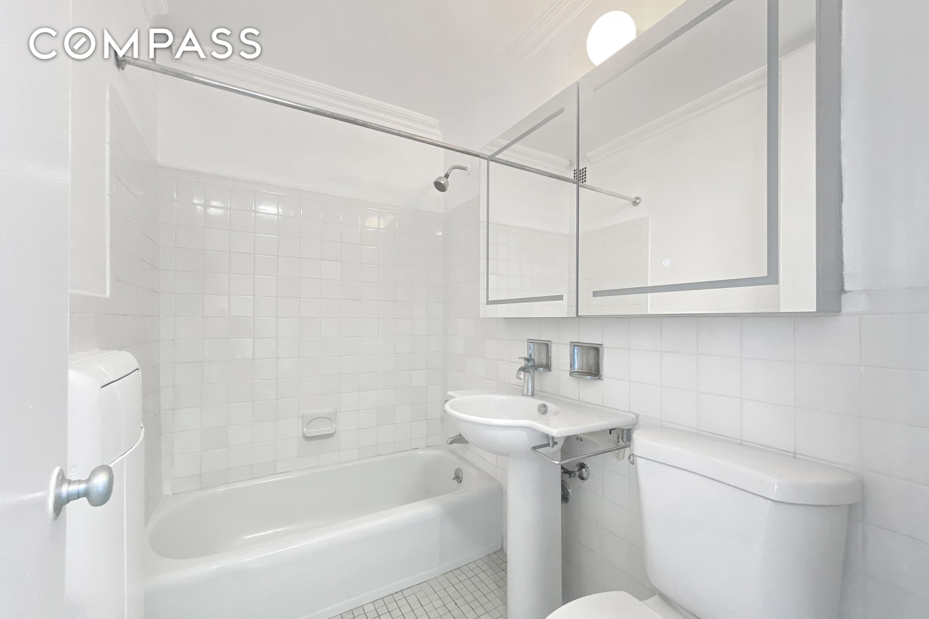 #11 photo, 343 E 30th Street, Kips Bay , NY 10016