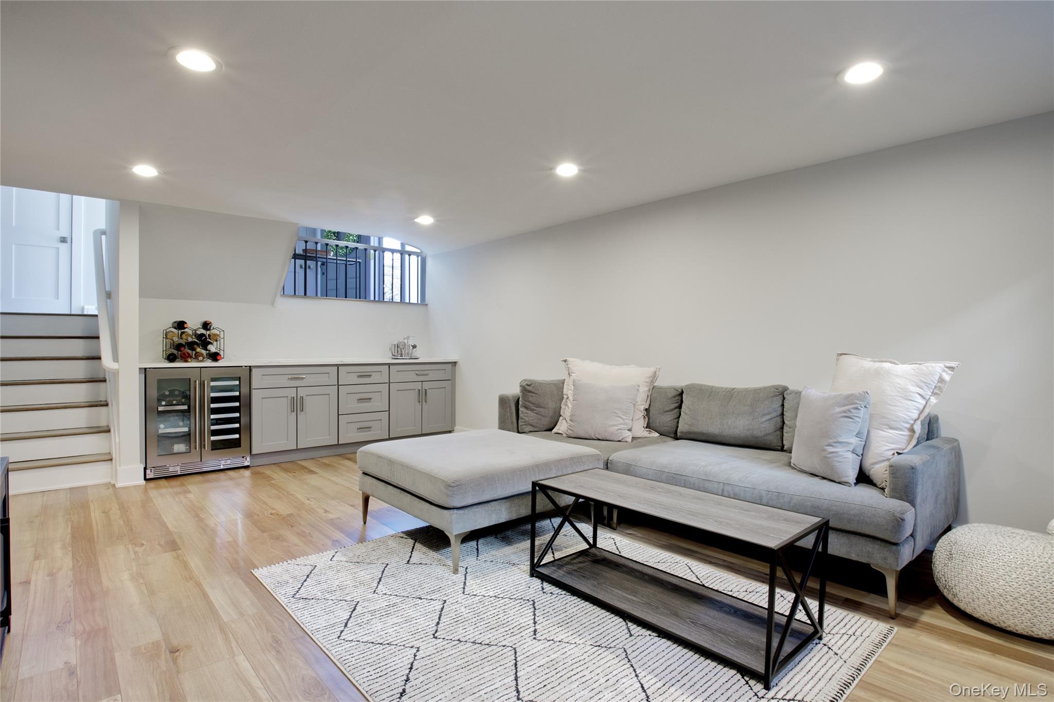 #18 photo, 58 Roger Drive, নাসাউ কাউন্টি Port Washington , NY 11050