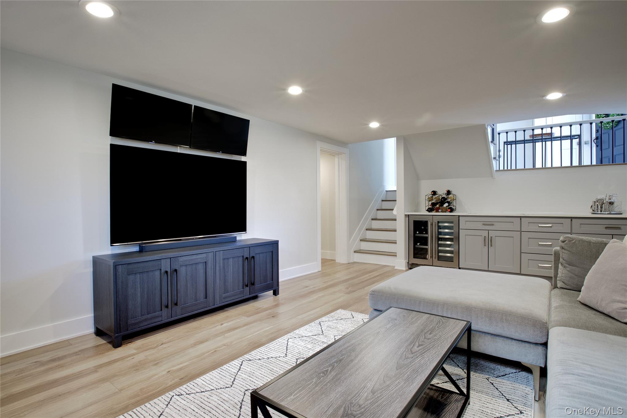 #19 photo, 58 Roger Drive, নাসাউ কাউন্টি Port Washington , NY 11050