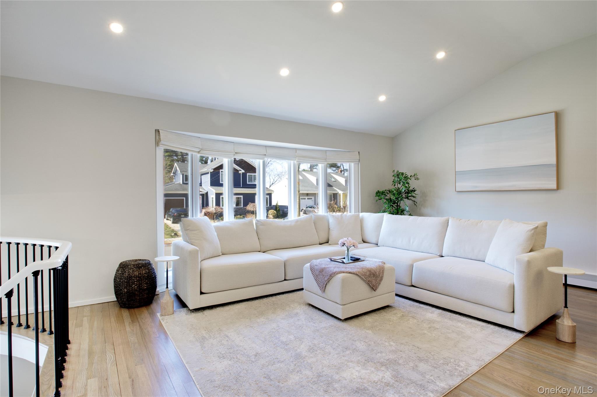 #4 photo, 58 Roger Drive, নাসাউ কাউন্টি Port Washington , NY 11050