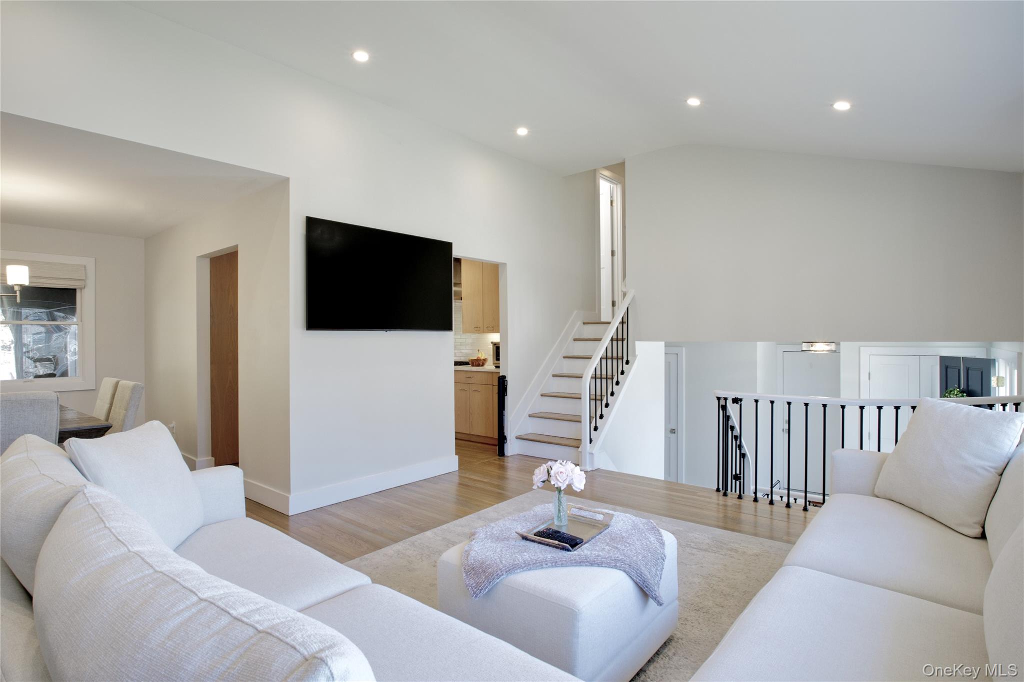 #6 photo, 58 Roger Drive, নাসাউ কাউন্টি Port Washington , NY 11050