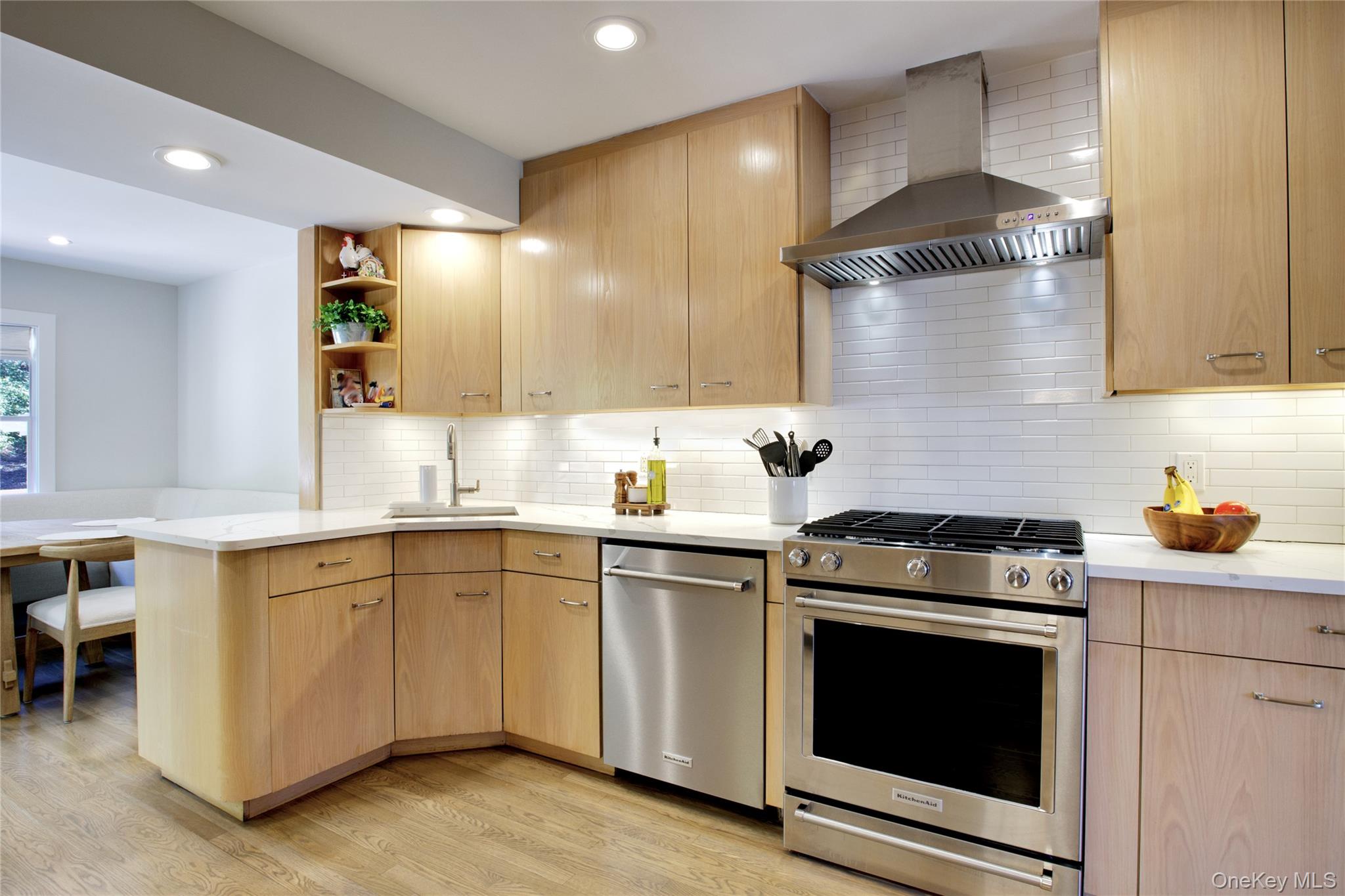 #8 photo, 58 Roger Drive, নাসাউ কাউন্টি Port Washington , NY 11050