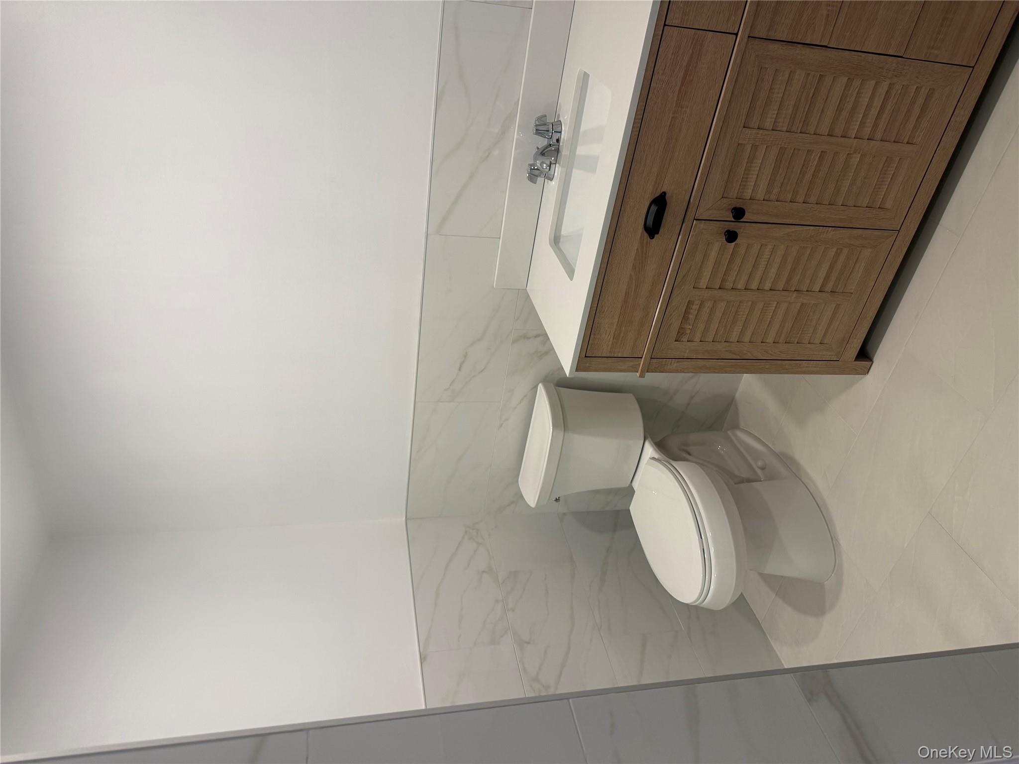 #16 photo, 21 Continental Place, নাসাউ কাউন্টি Glen Cove , NY 11542