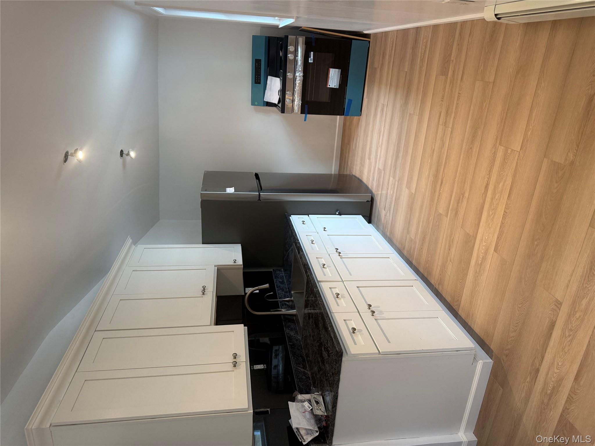 #4 photo, 21 Continental Place, নাসাউ কাউন্টি Glen Cove , NY 11542