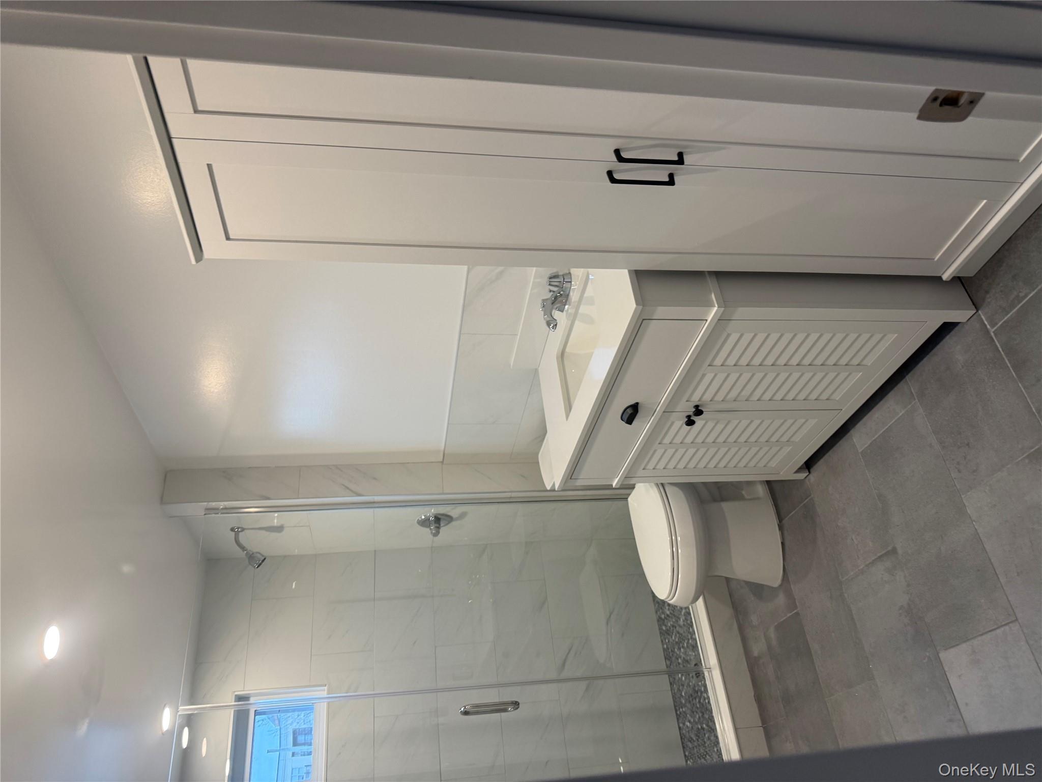 #8 photo, 21 Continental Place, নাসাউ কাউন্টি Glen Cove , NY 11542