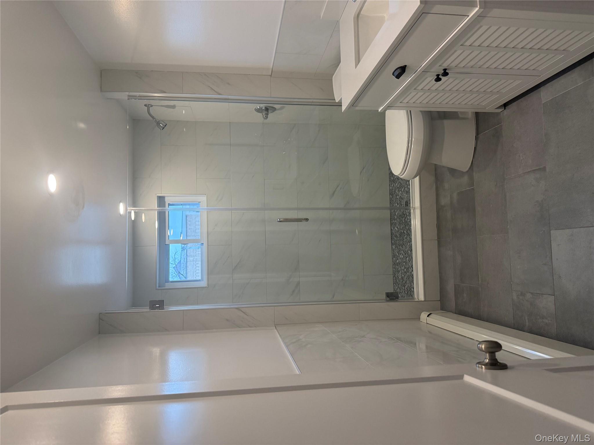 #9 photo, 21 Continental Place, নাসাউ কাউন্টি Glen Cove , NY 11542