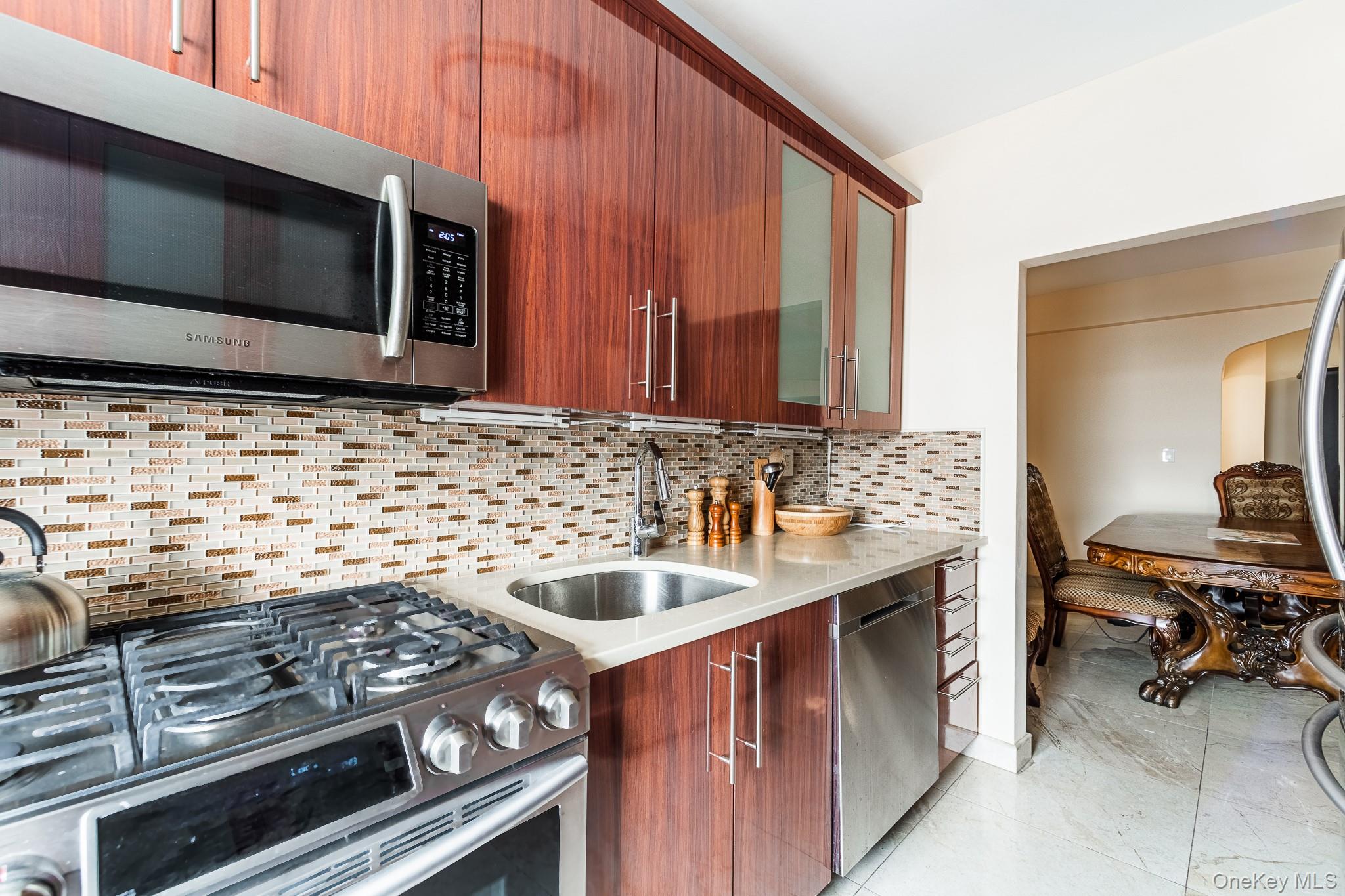 #11 photo, 1625 E 13th Street, ব্রুকলিন Brooklyn , NY 11229