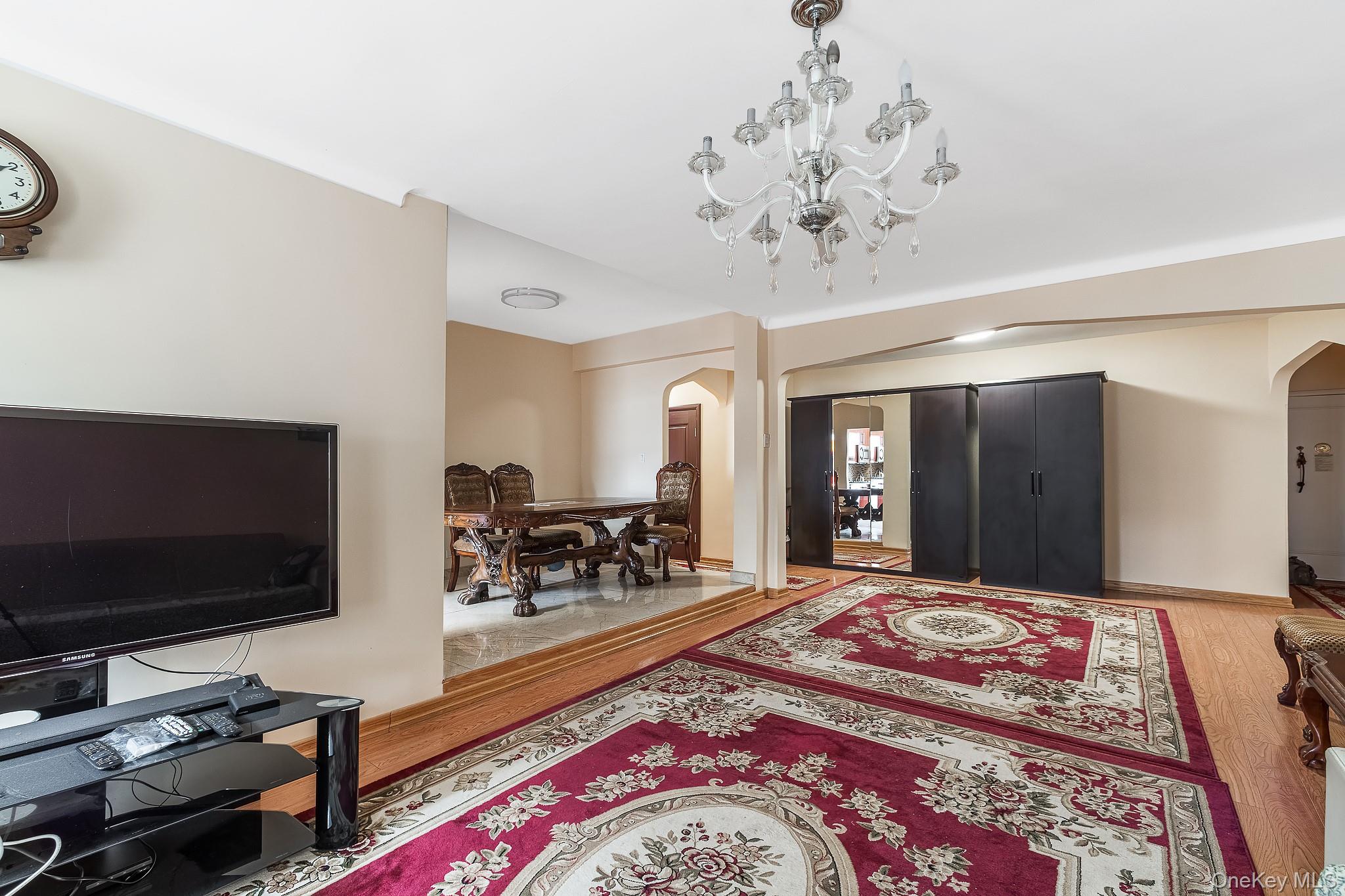 #8 photo, 1625 E 13th Street, ব্রুকলিন Brooklyn , NY 11229