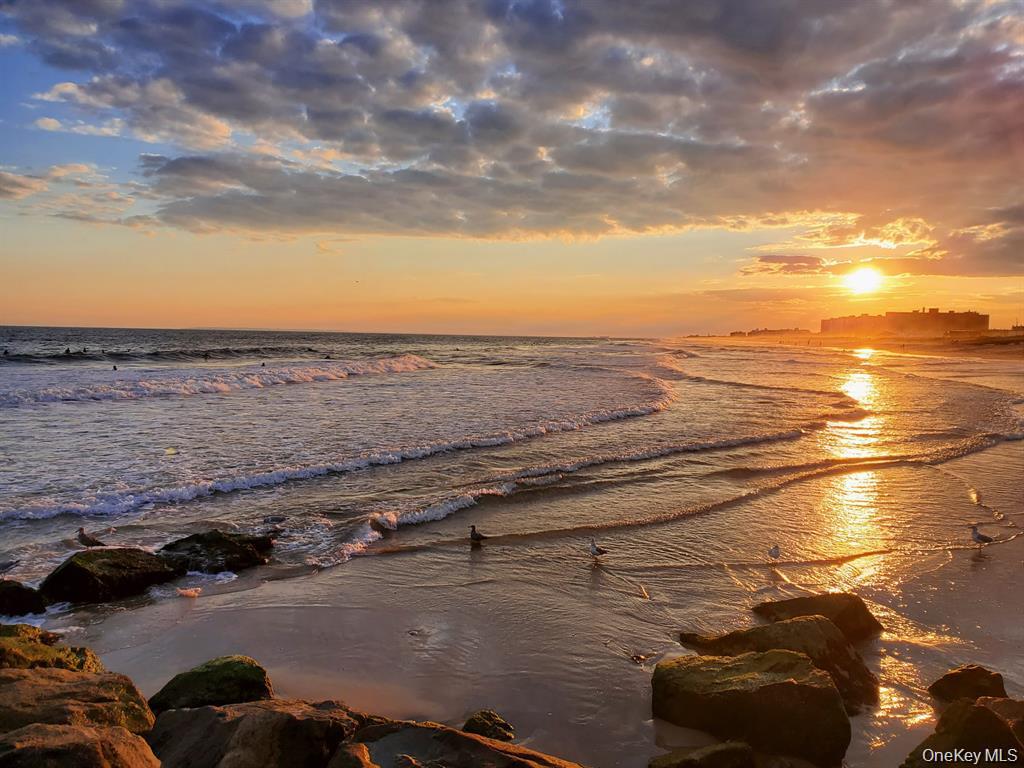 #7 photo, 133 Beach 120th Street, কুইন্‌স Rockaway Beach , NY 11694