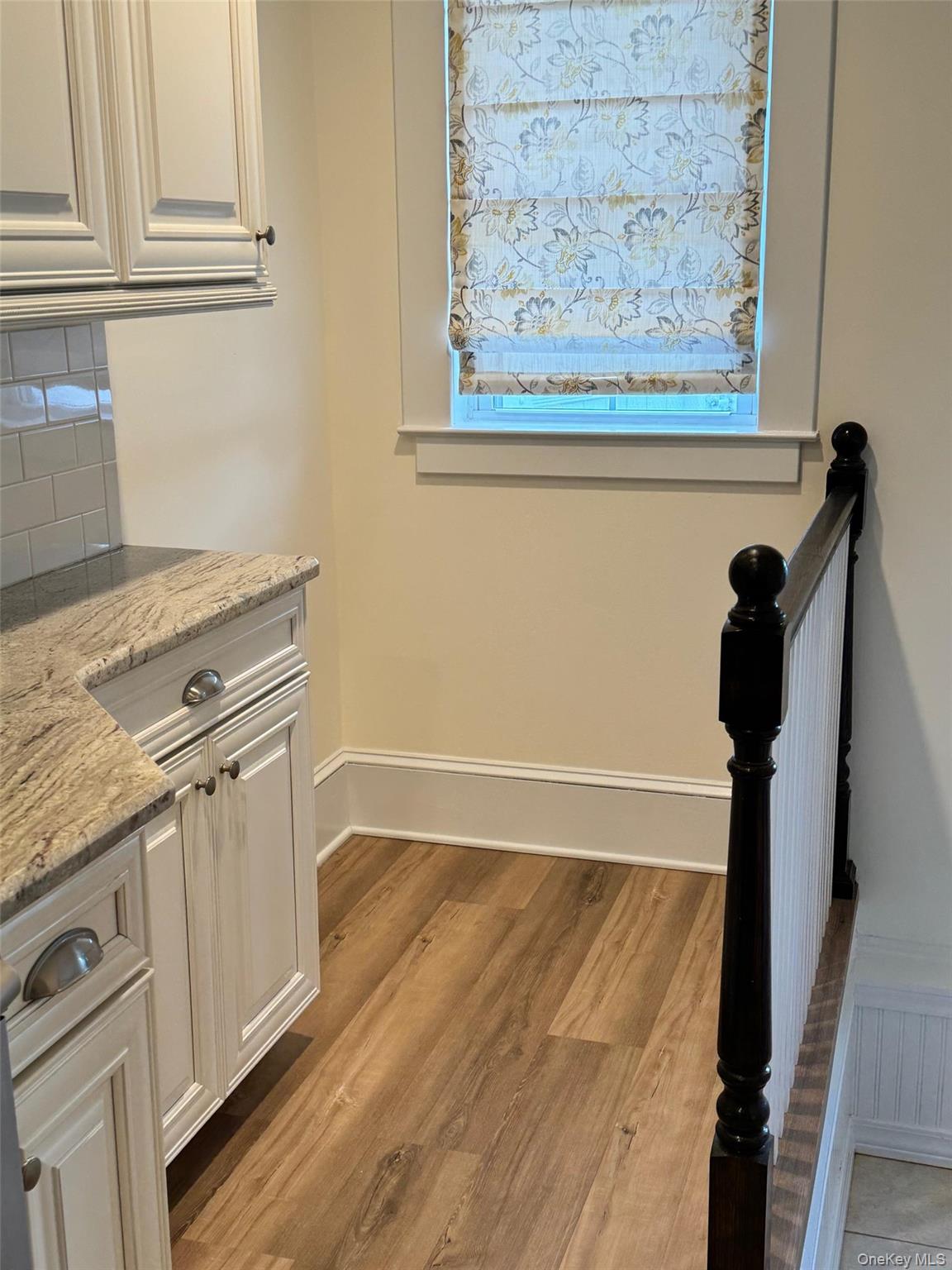 #4 photo, 22 W 1st Street, সাফোক কাউন্টি Patchogue , NY 11772