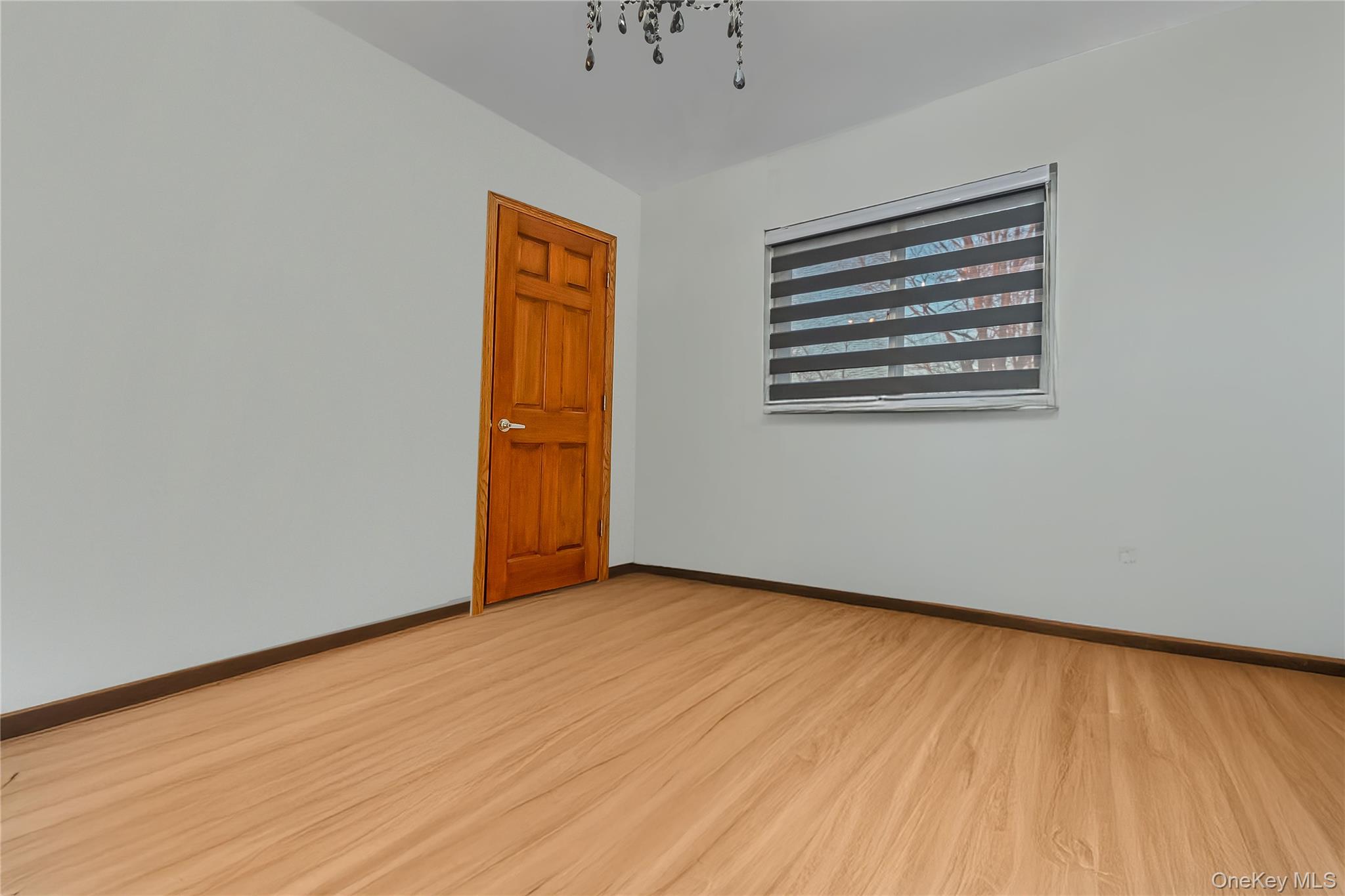 #11 photo, 35 Crossway Drive, Deer Park , NY 11729