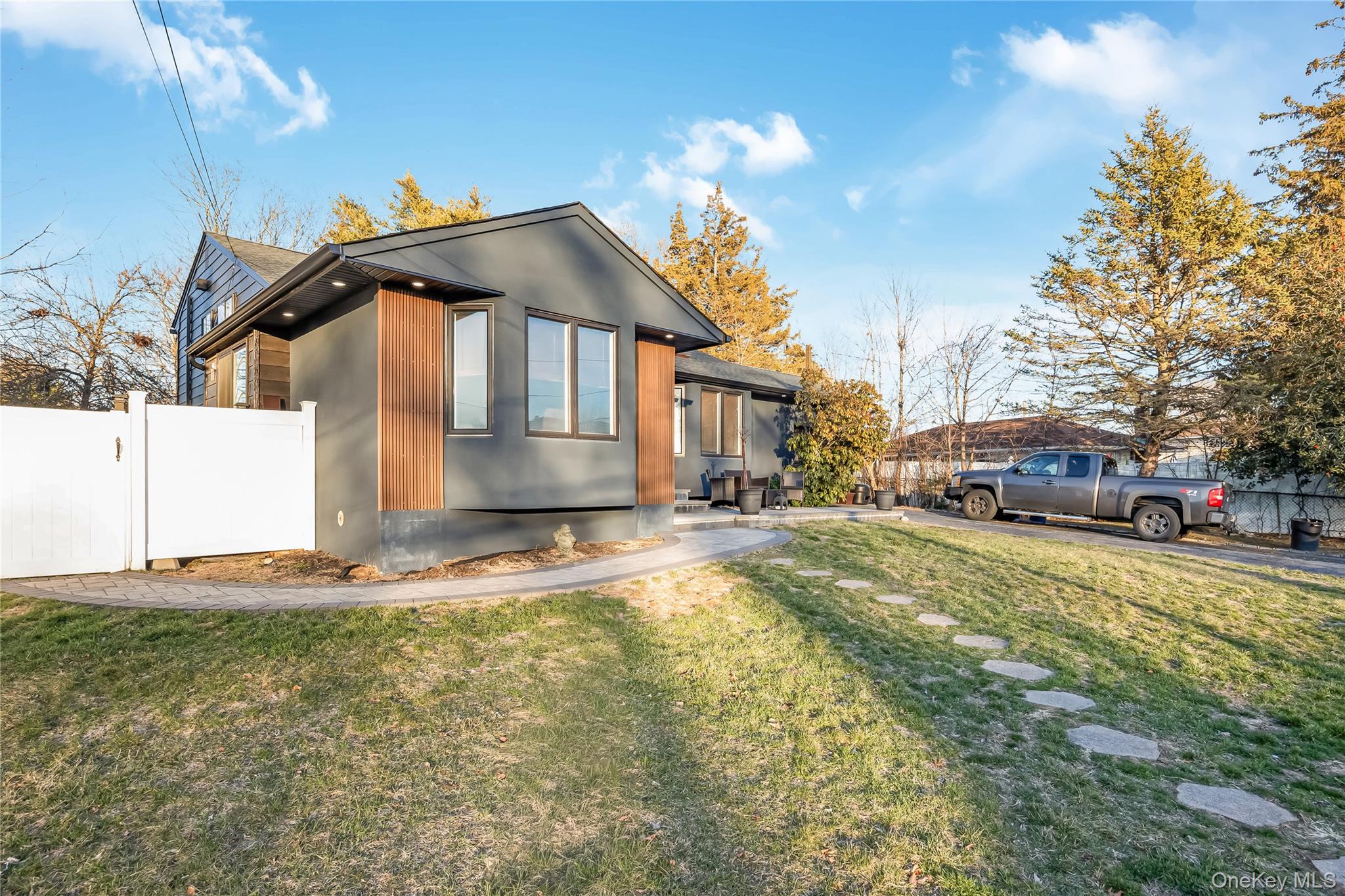 #17 photo, 35 Crossway Drive, Deer Park , NY 11729