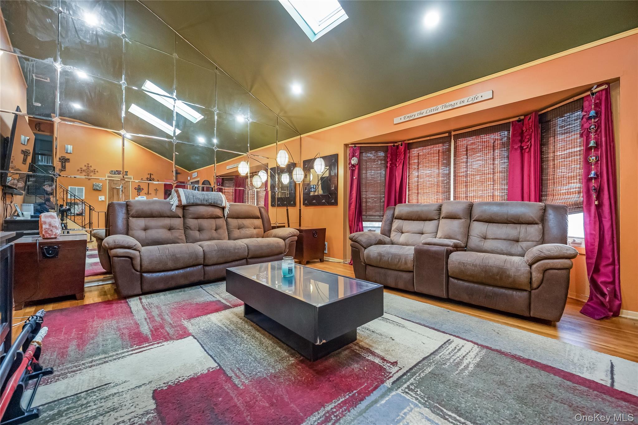 #4 photo, 35 Crossway Drive, Deer Park , NY 11729