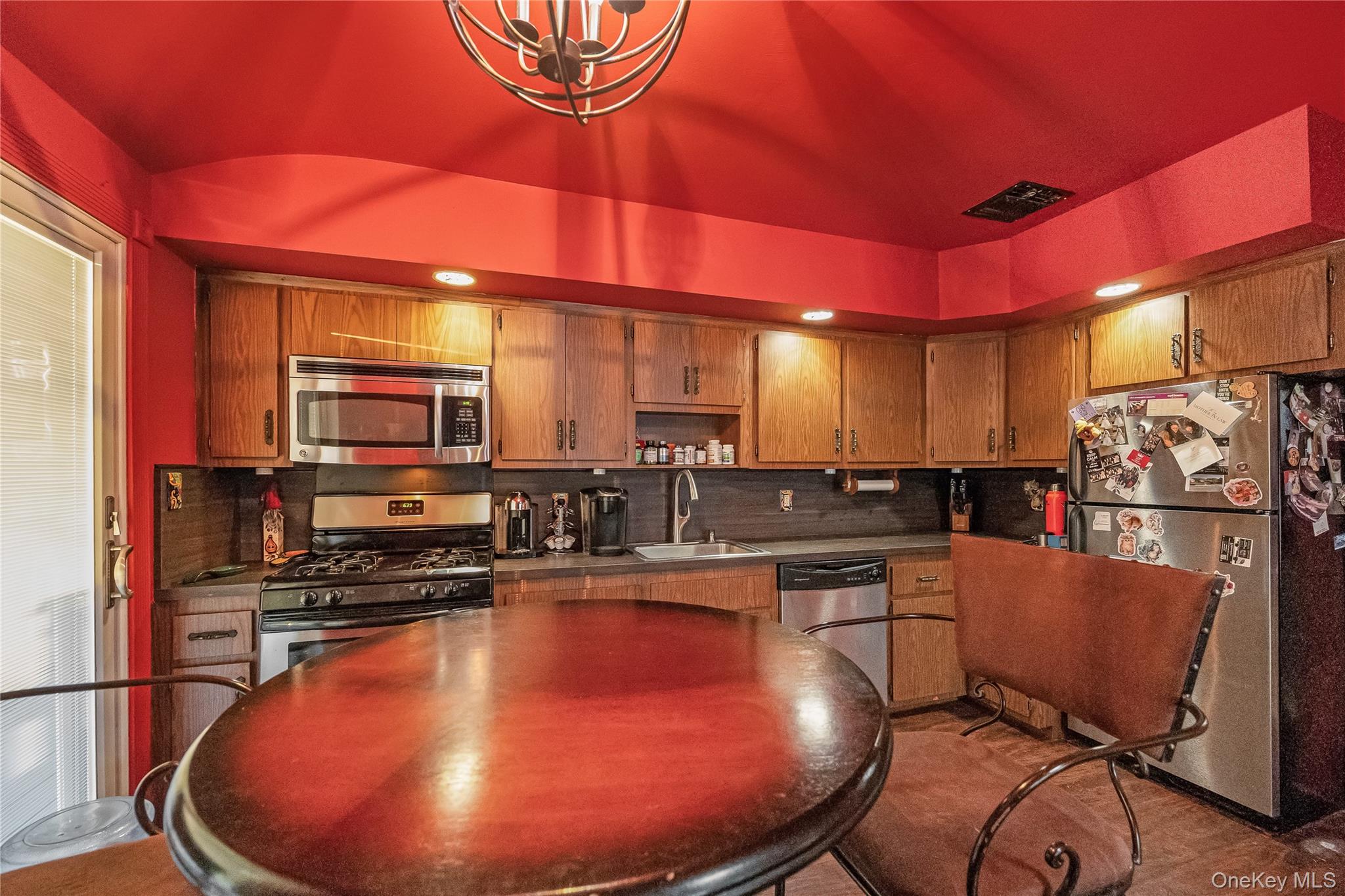 #8 photo, 35 Crossway Drive, Deer Park , NY 11729