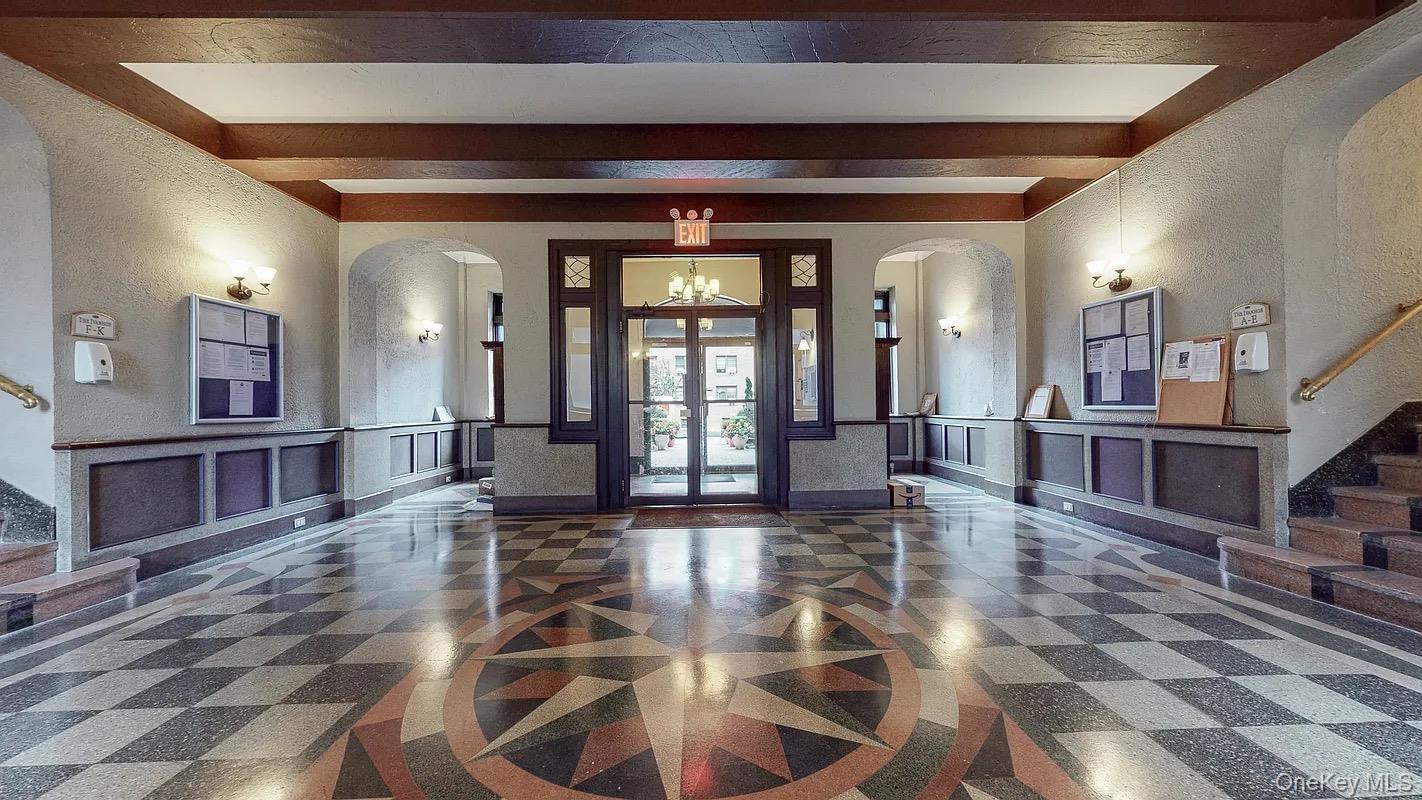 #2 photo, 8384 116th Street, কুইন্‌স Kew Gardens , NY 11415