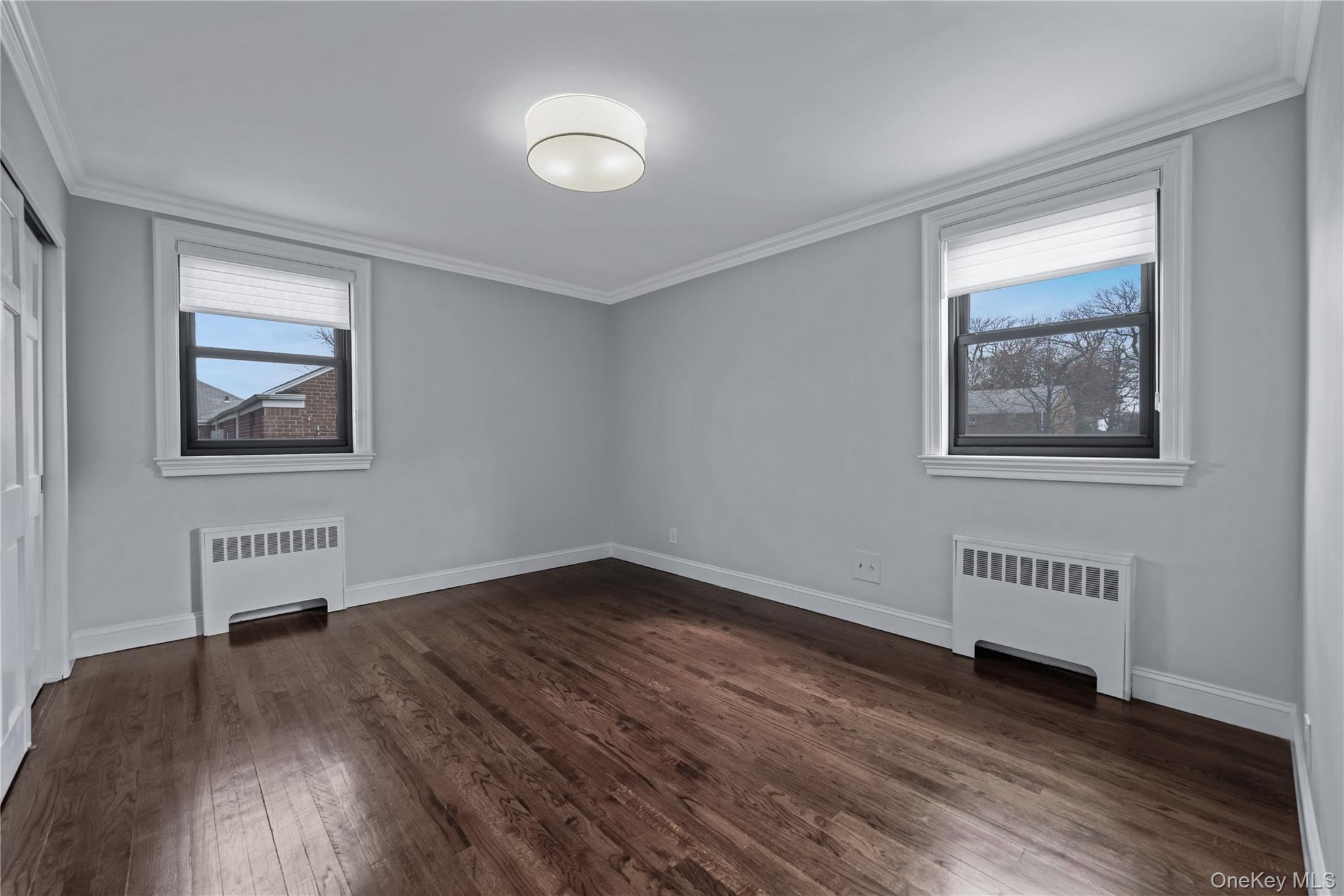 #12 photo, 19947 22nd Avenue, কুইন্‌স Whitestone , NY 11357