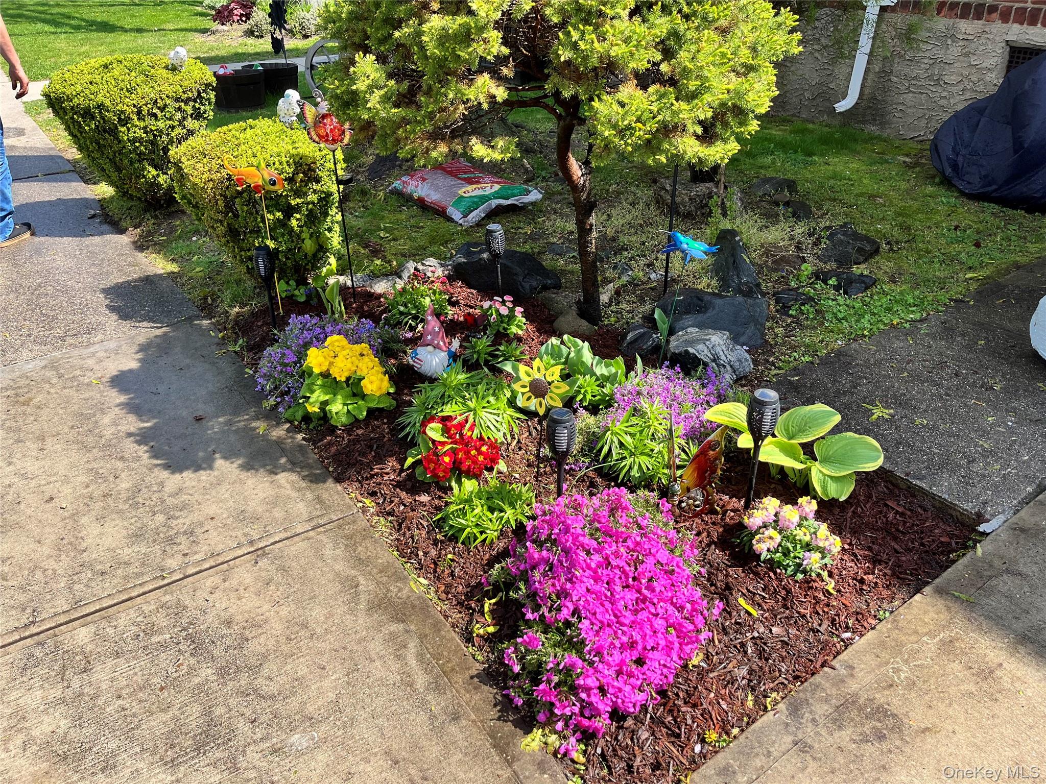 #18 photo, 19947 22nd Avenue, কুইন্‌স Whitestone , NY 11357