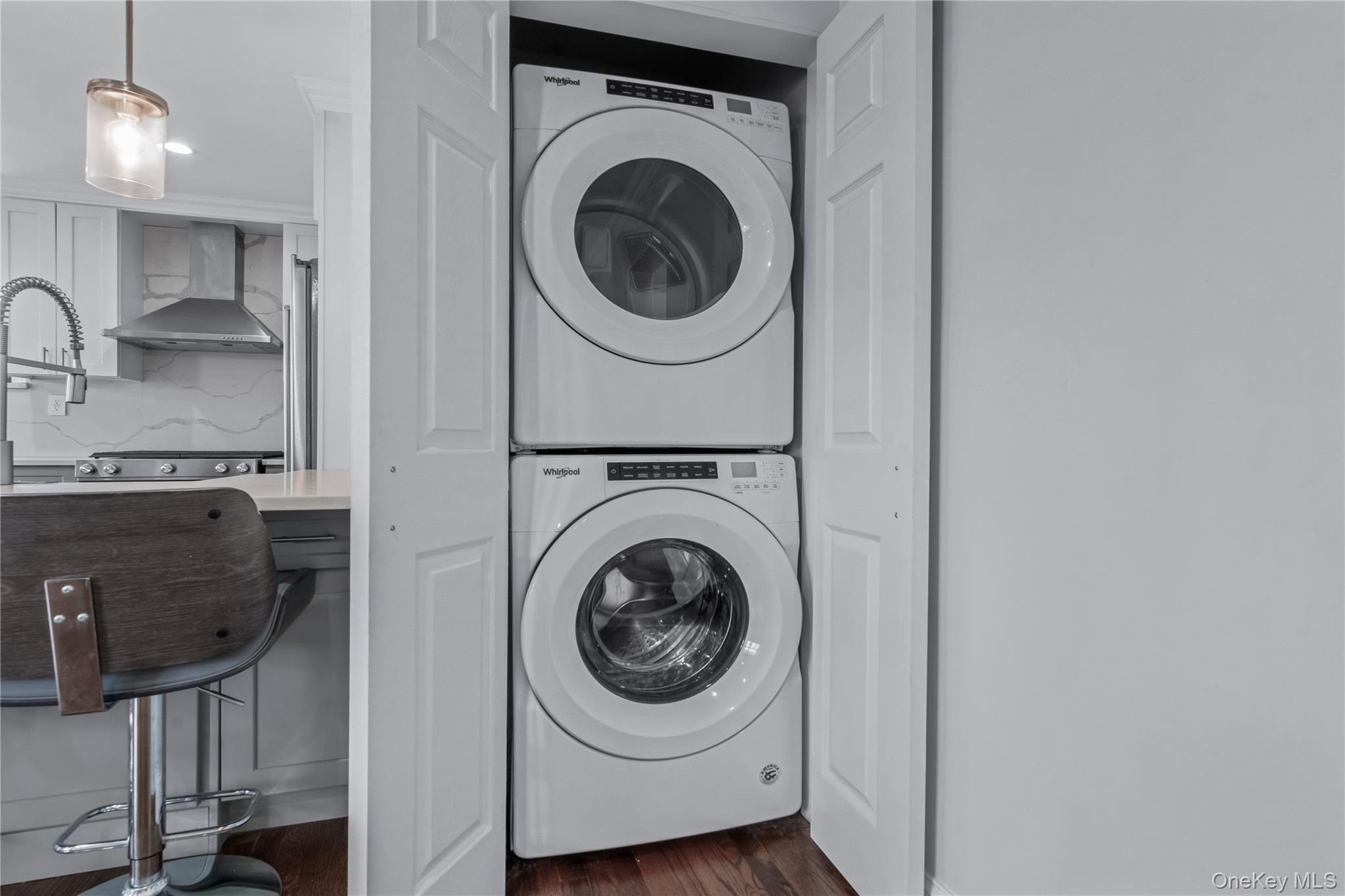 #8 photo, 19947 22nd Avenue, কুইন্‌স Whitestone , NY 11357