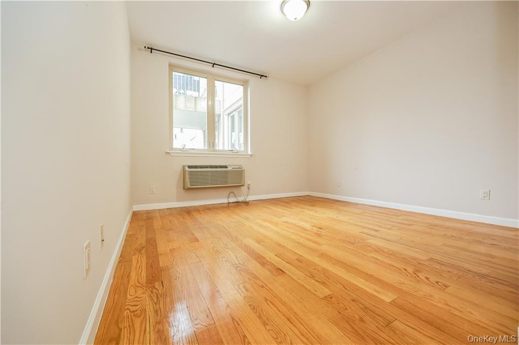 #15 photo, 2517 Voorhies Avenue, ব্রুকলিন Brooklyn , NY 11235