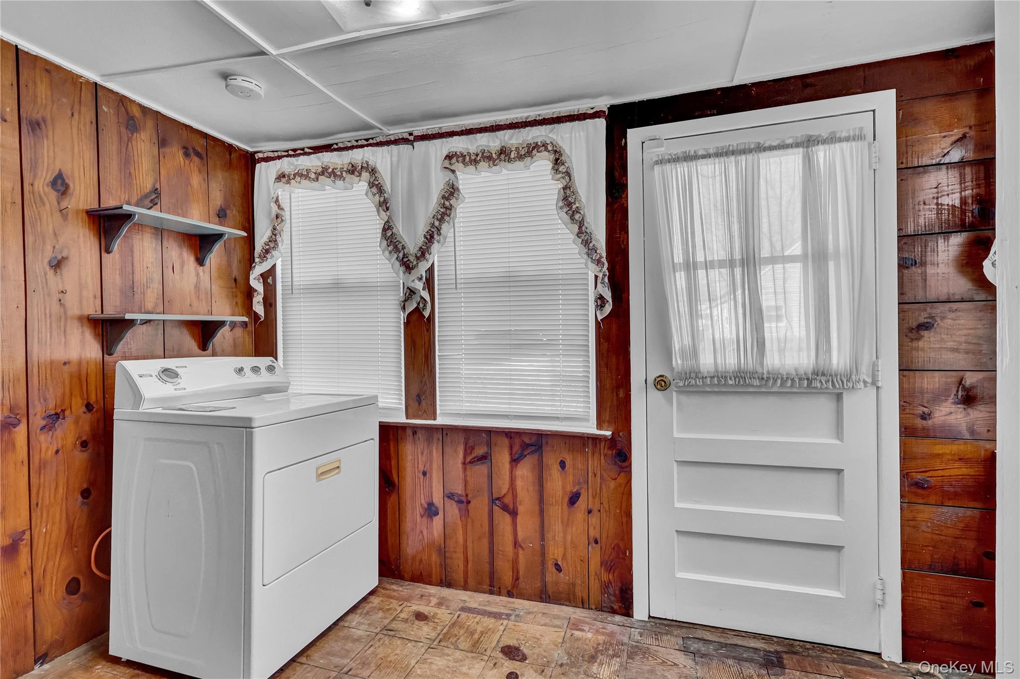 #13 photo, 357 Deauville Boulevard, সাফোক কাউন্টি Copiague , NY 11726