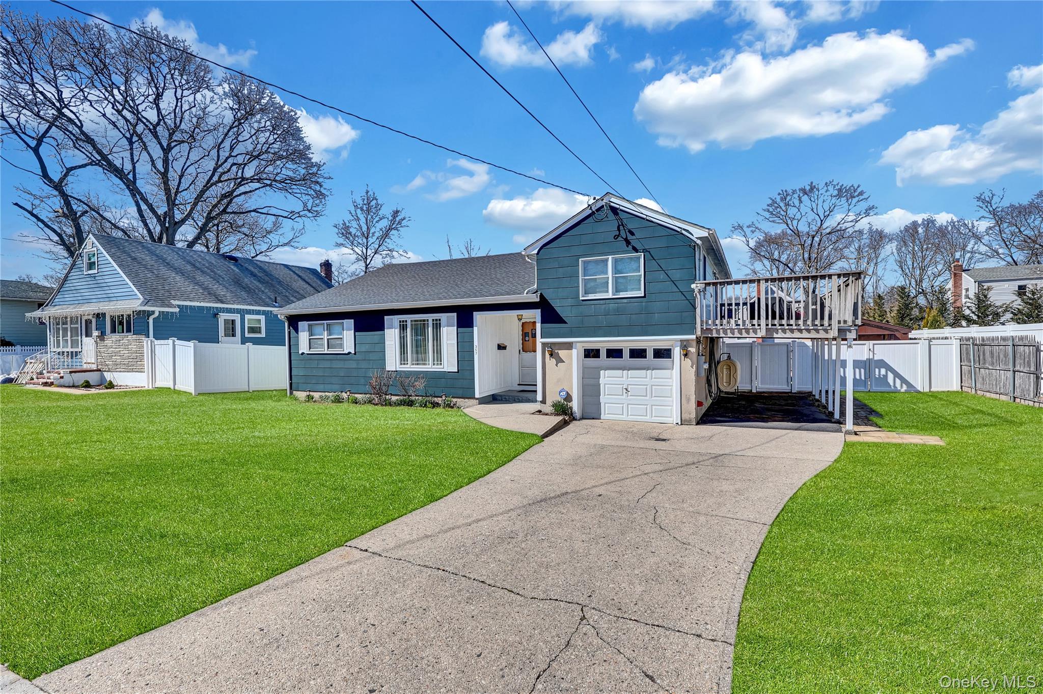 #2 photo, 357 Deauville Boulevard, সাফোক কাউন্টি Copiague , NY 11726