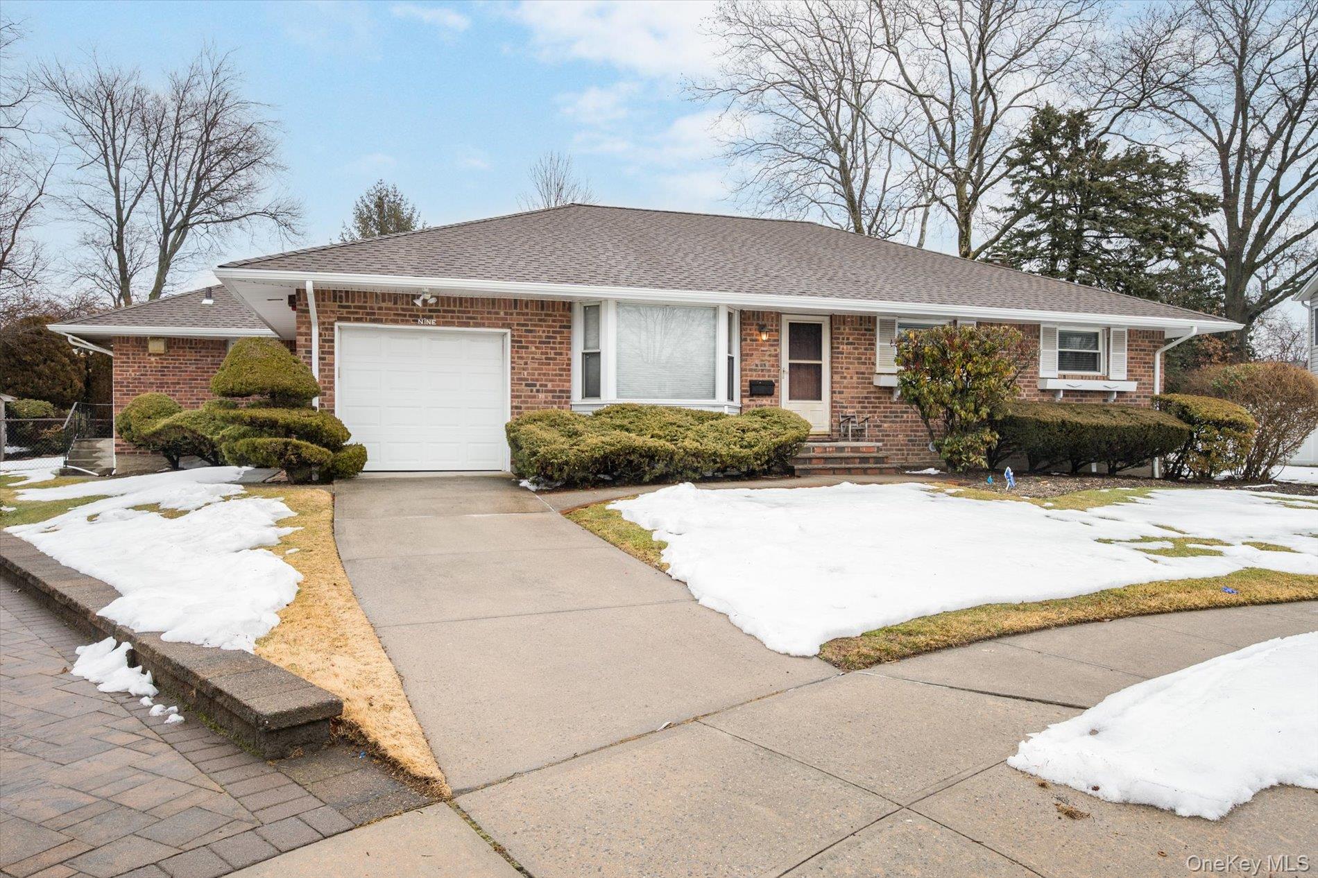 #2 photo, 9 Ellis Drive, নাসাউ কাউন্টি Syosset , NY 11791