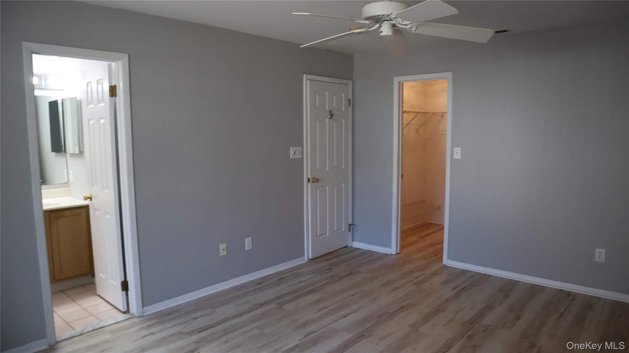 #13 photo, 202 Gothic Circle, Manorville , NY 11949