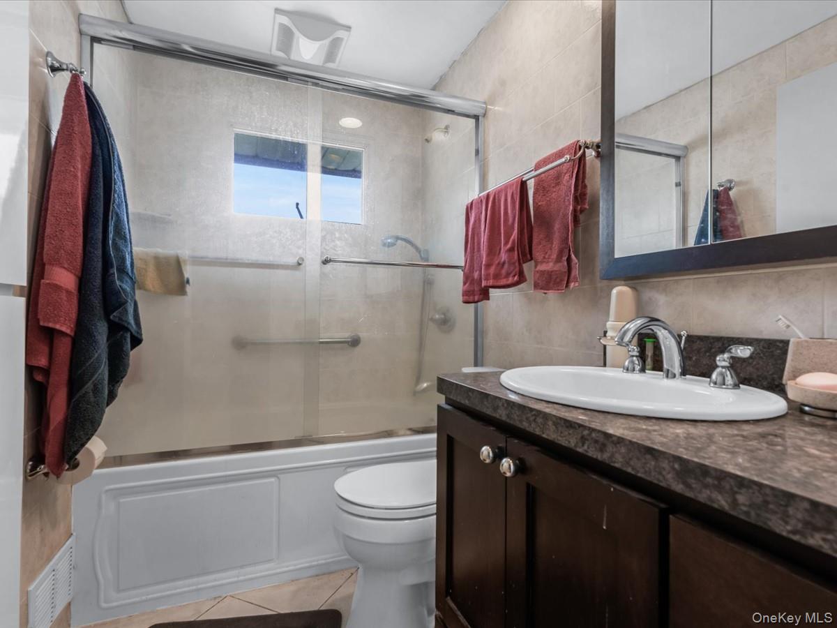 #11 photo, 7 Phipps Lane, নাসাউ কাউন্টি Plainview , NY 11803