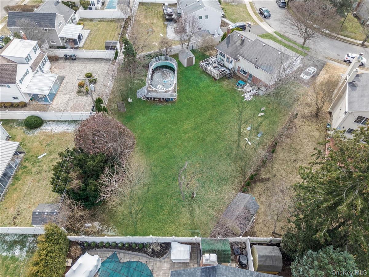 #17 photo, 7 Phipps Lane, নাসাউ কাউন্টি Plainview , NY 11803