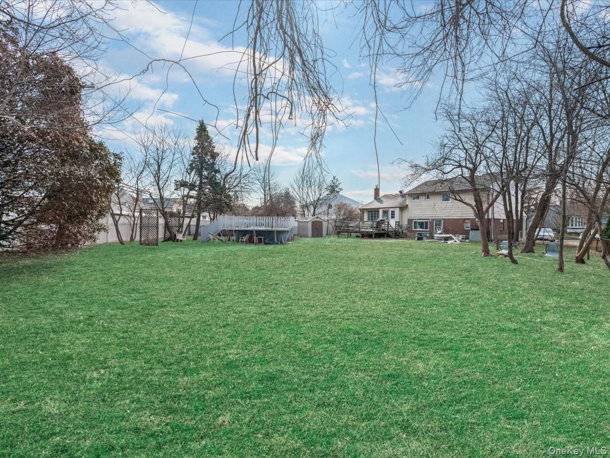 #6 photo, 7 Phipps Lane, নাসাউ কাউন্টি Plainview , NY 11803